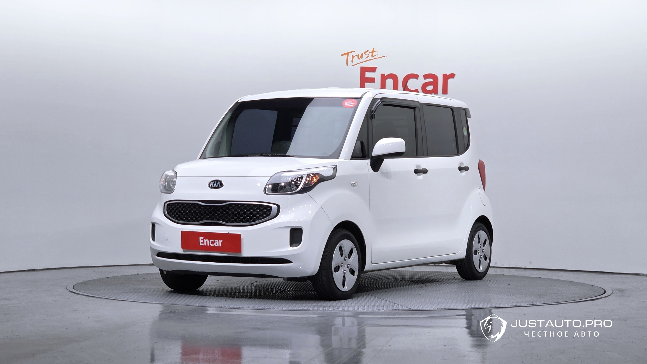 Автомобиль Kia RAY