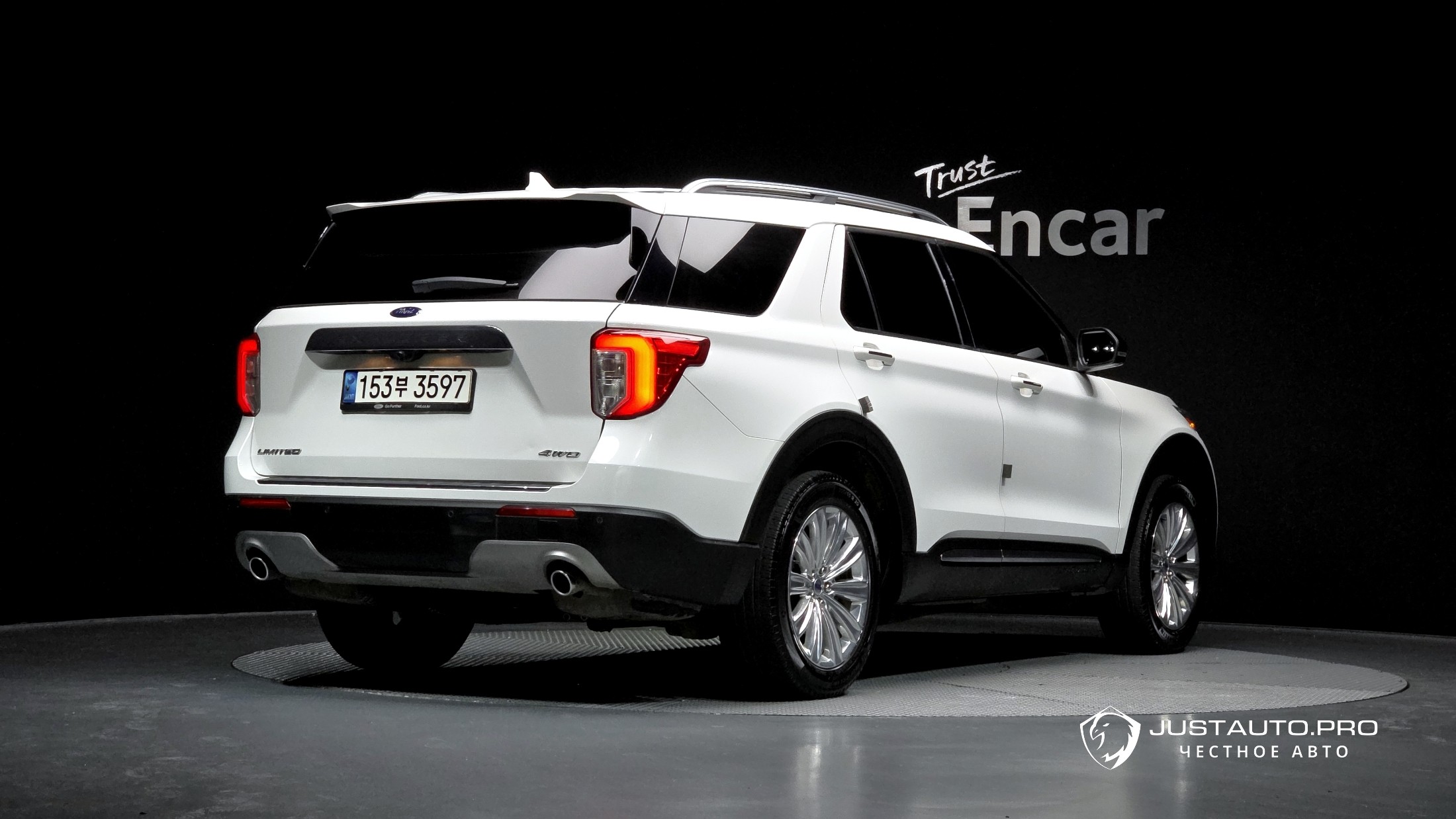 Автомобиль Ford Explorer