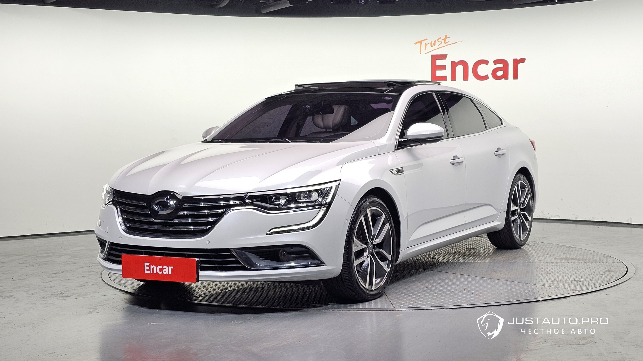 Автомобиль Renault-KoreaSamsung SM6