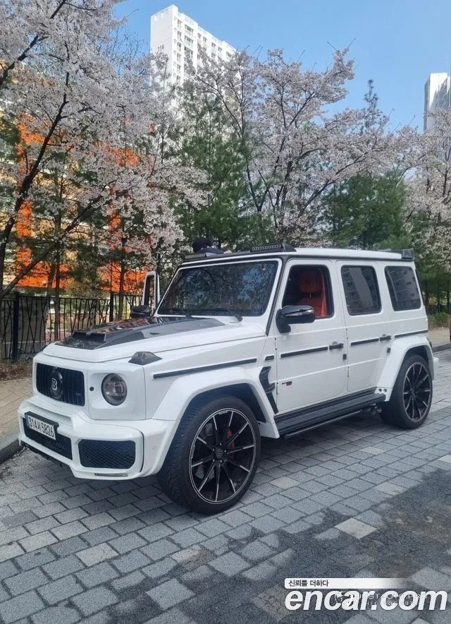 Автомобиль Mercedes-Benz G-Class
