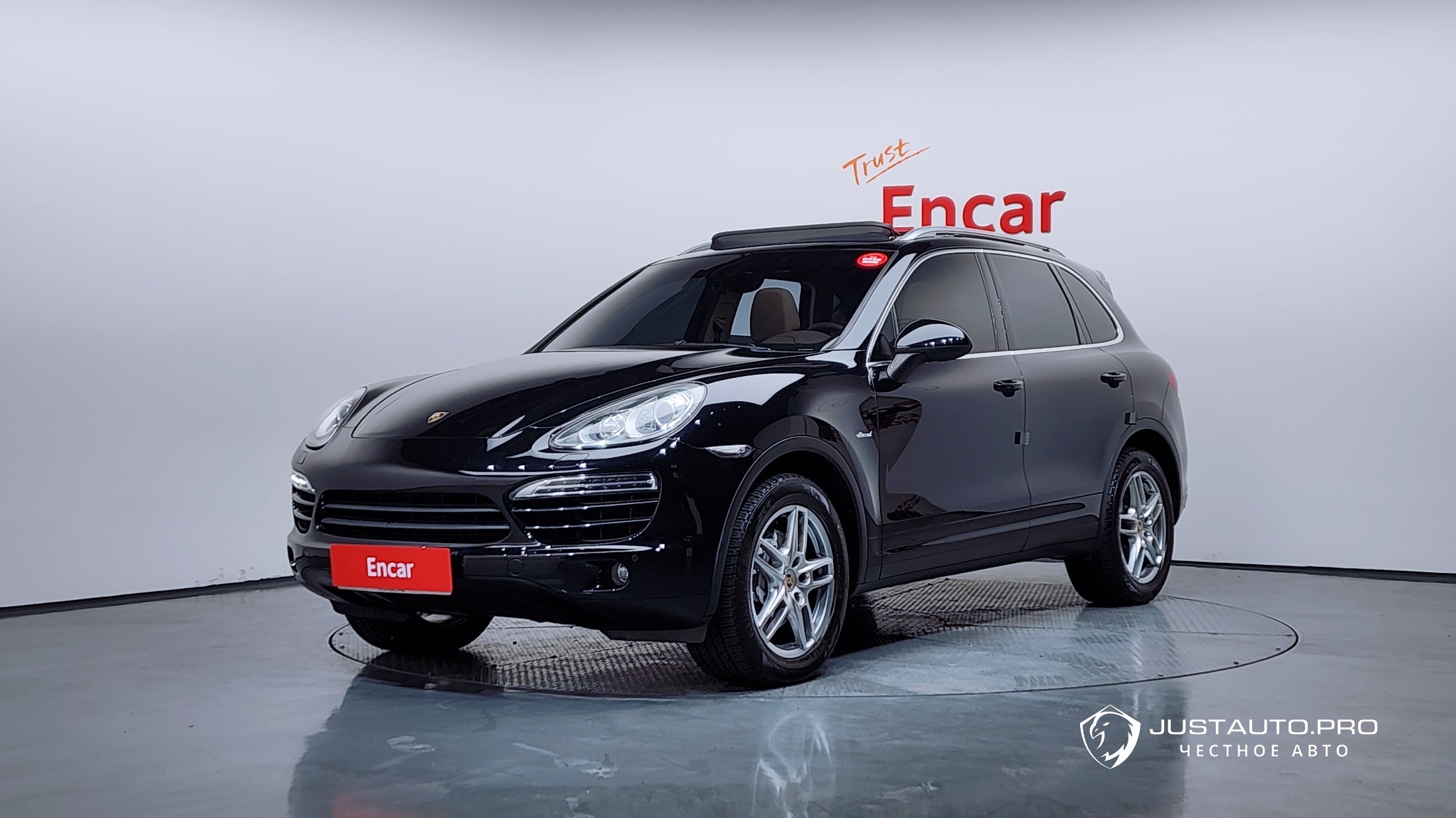 Автомобиль Porsche Cayenne