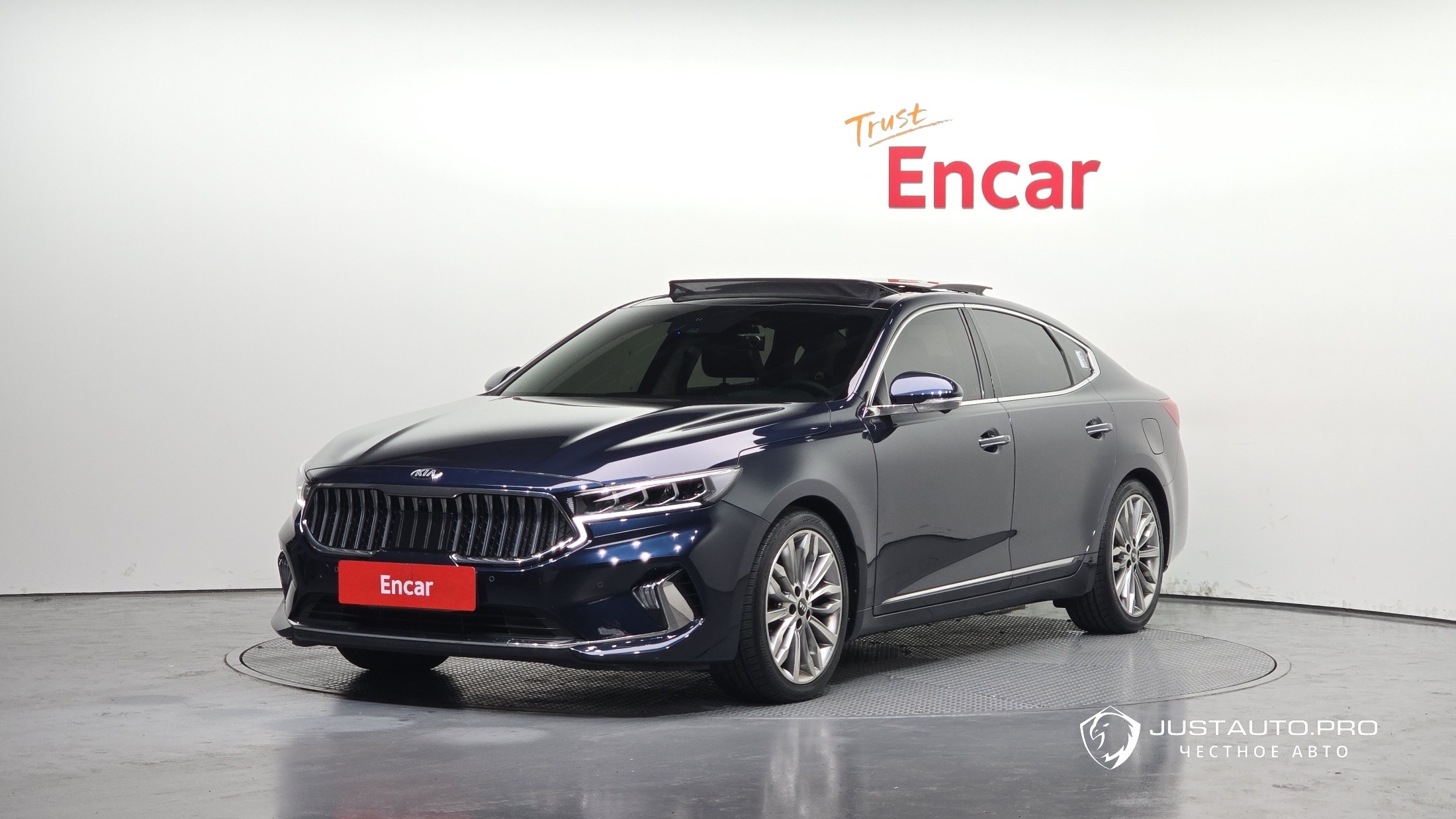 Автомобиль Kia K7