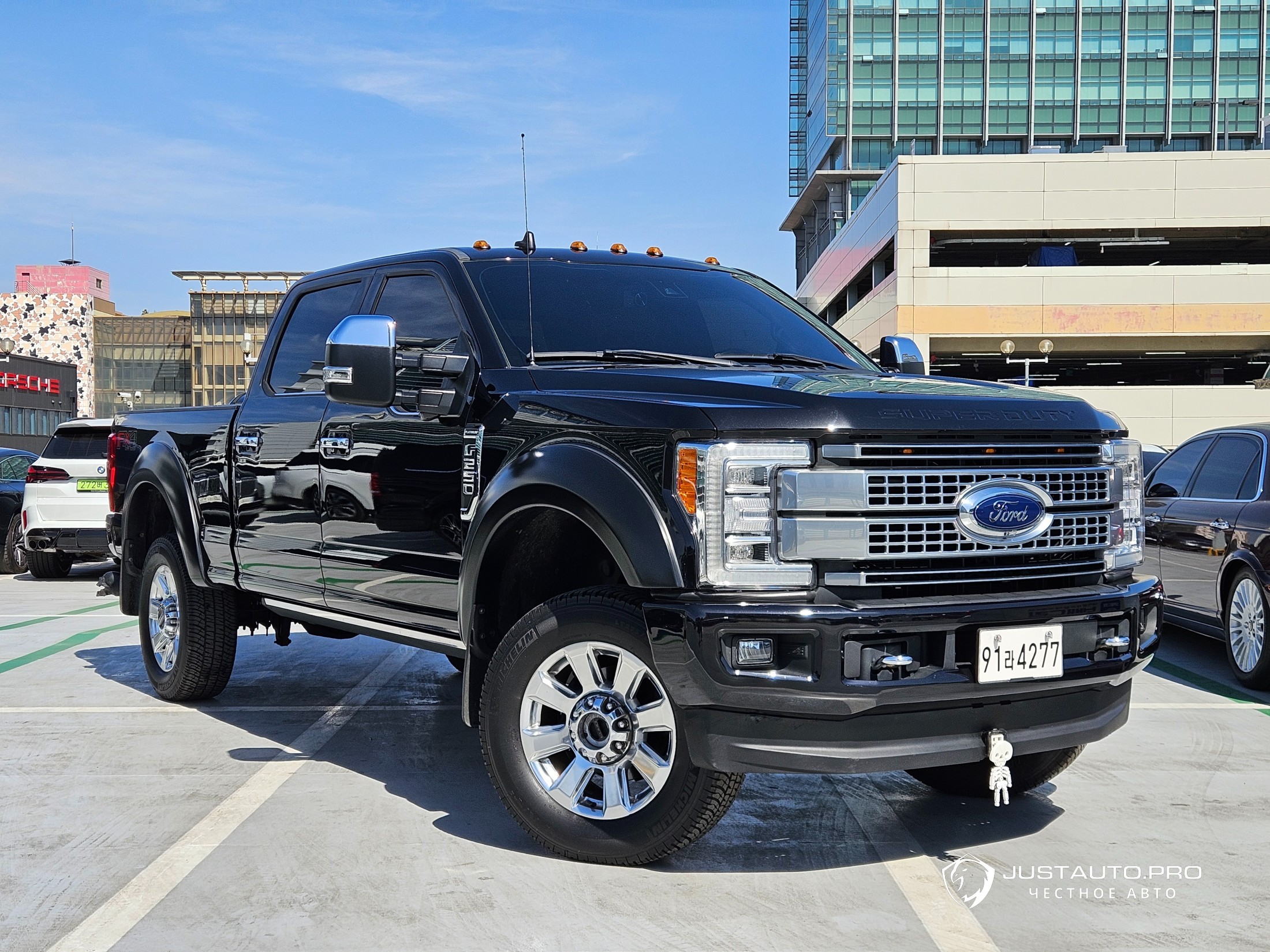 Автомобиль Ford F250