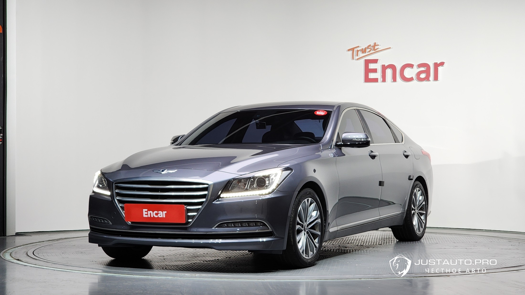 Автомобиль Hyundai Genesis
