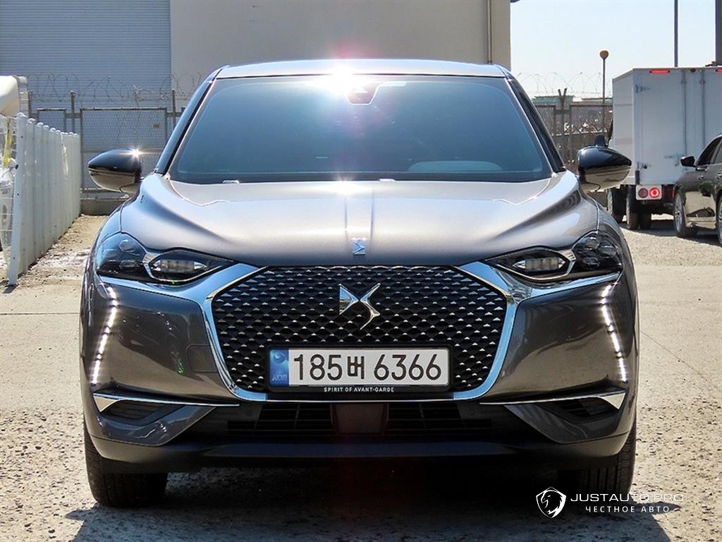 Автомобиль Citroen-DS DS3