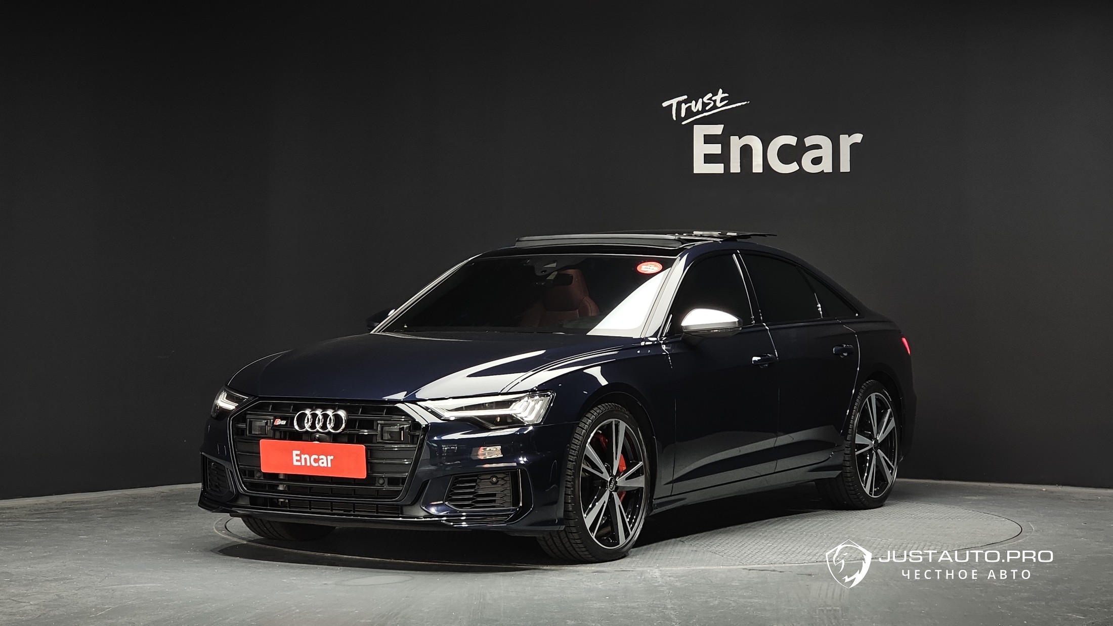 Автомобиль Audi S6