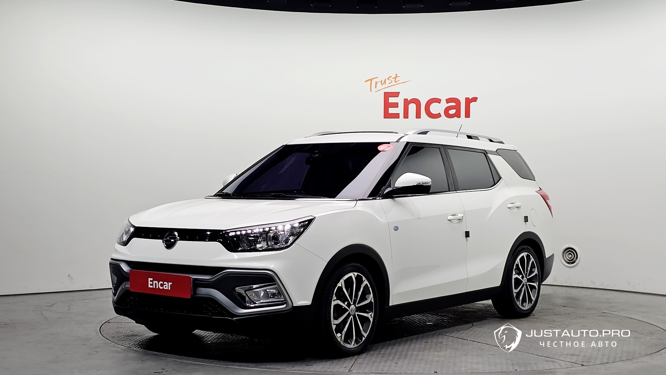 Автомобиль KG_Mobility_Ssangyong TIBOLI