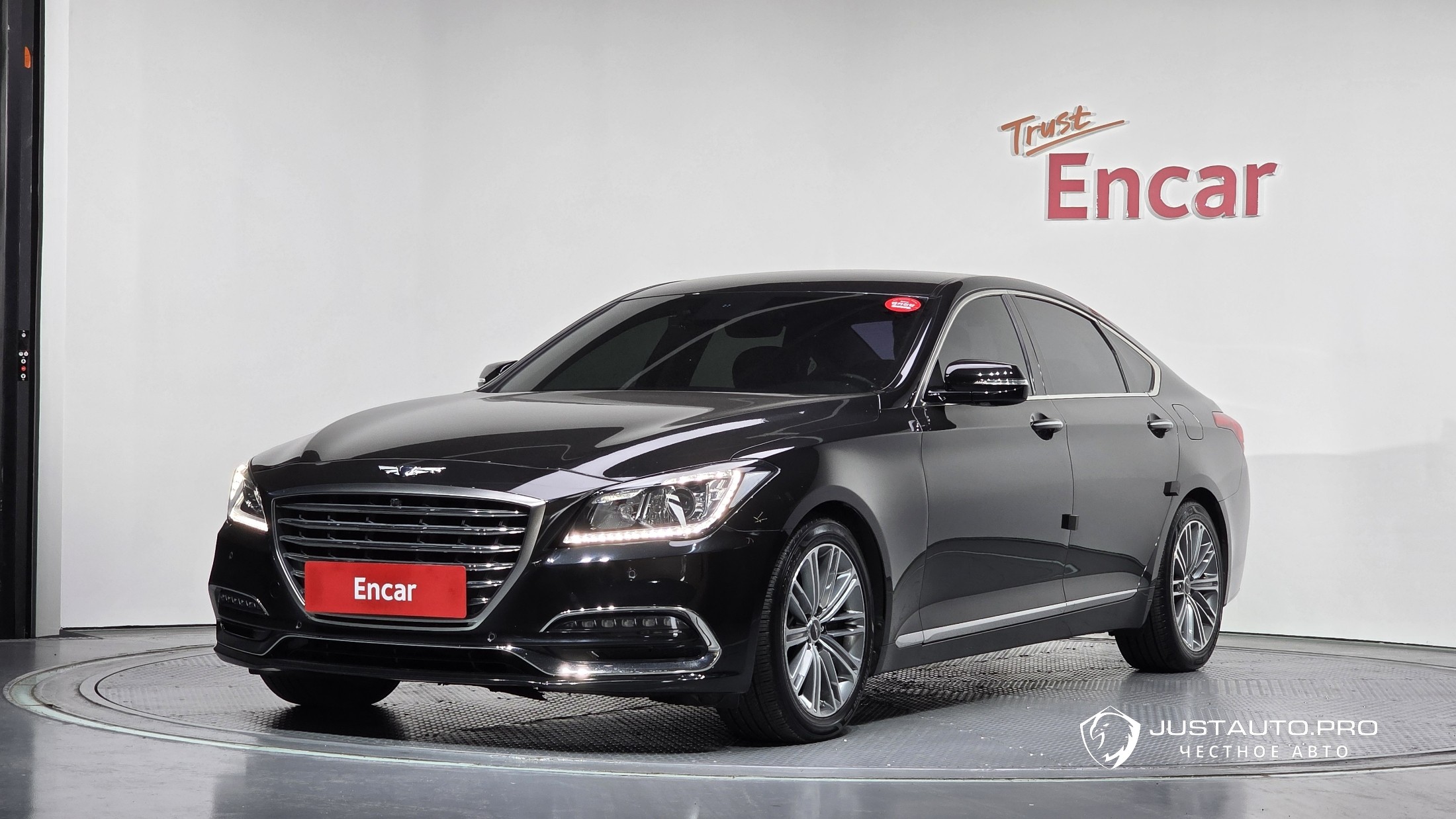 Автомобиль Genesis G80