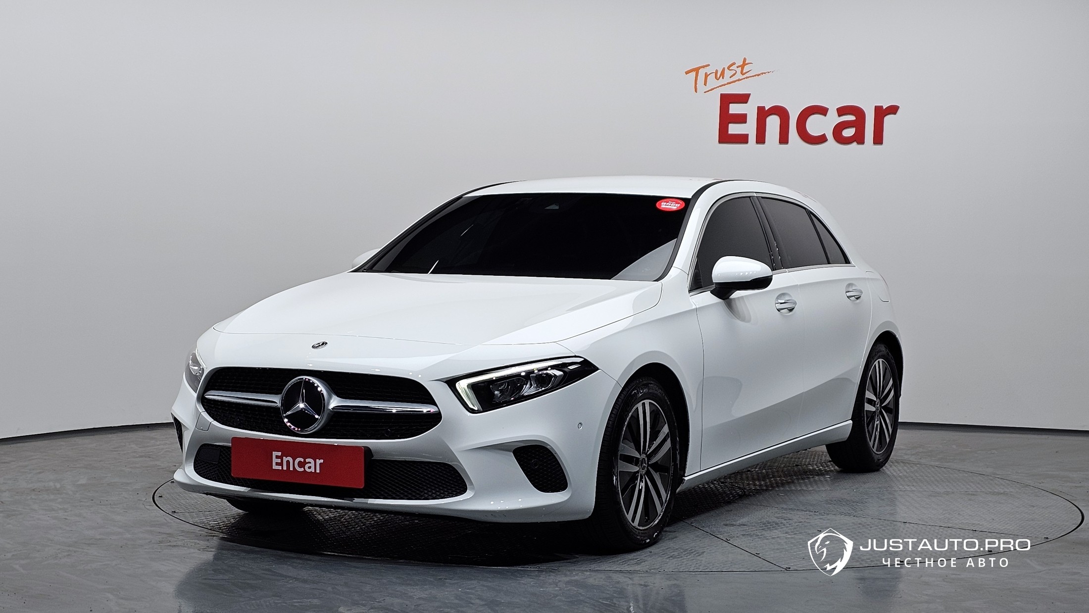 Автомобиль Mercedes-Benz A-Class