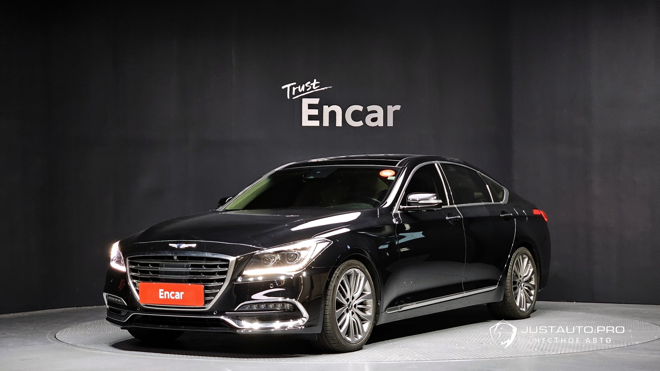 Автомобиль Genesis G80