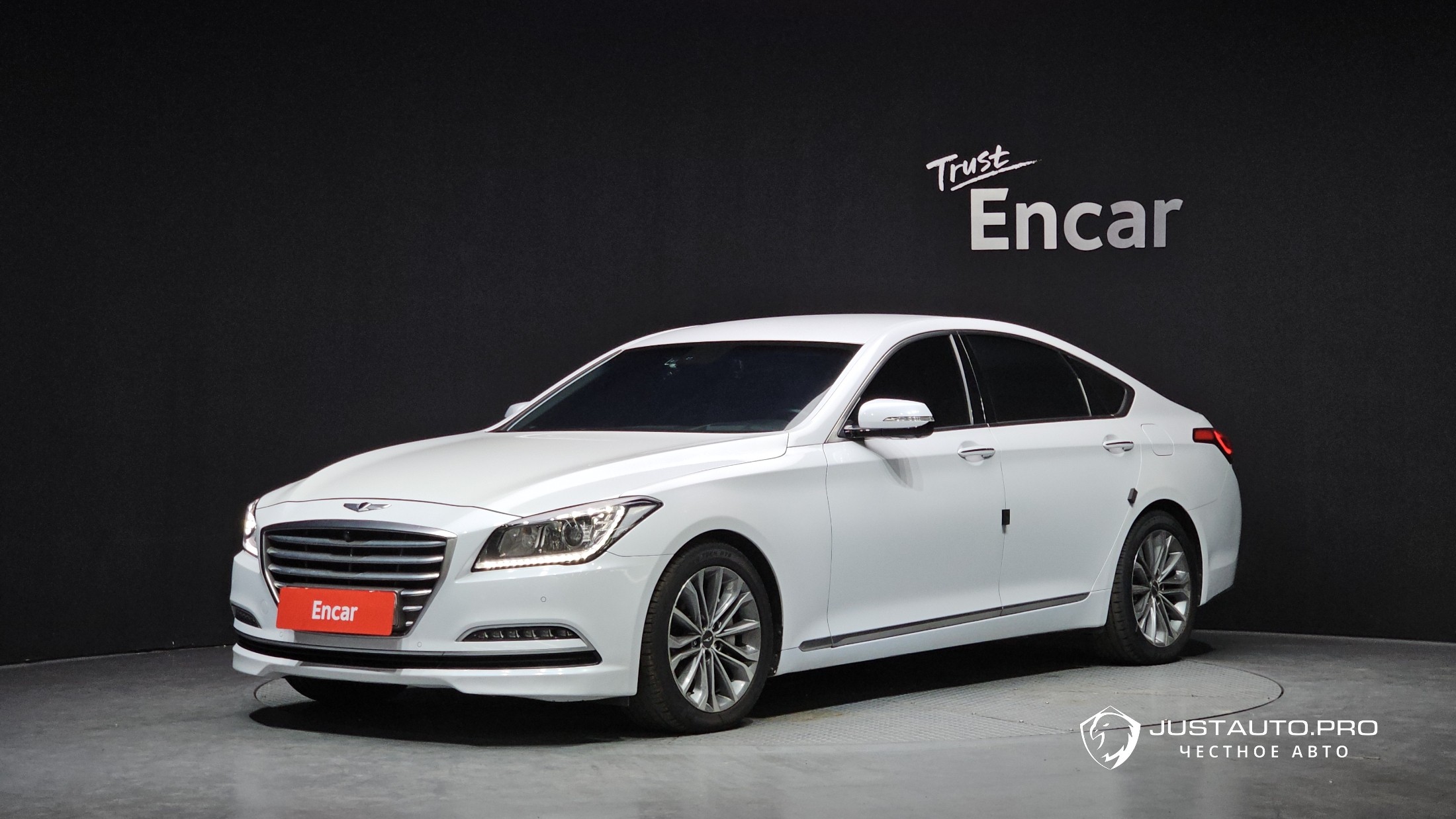 Автомобиль Hyundai Genesis