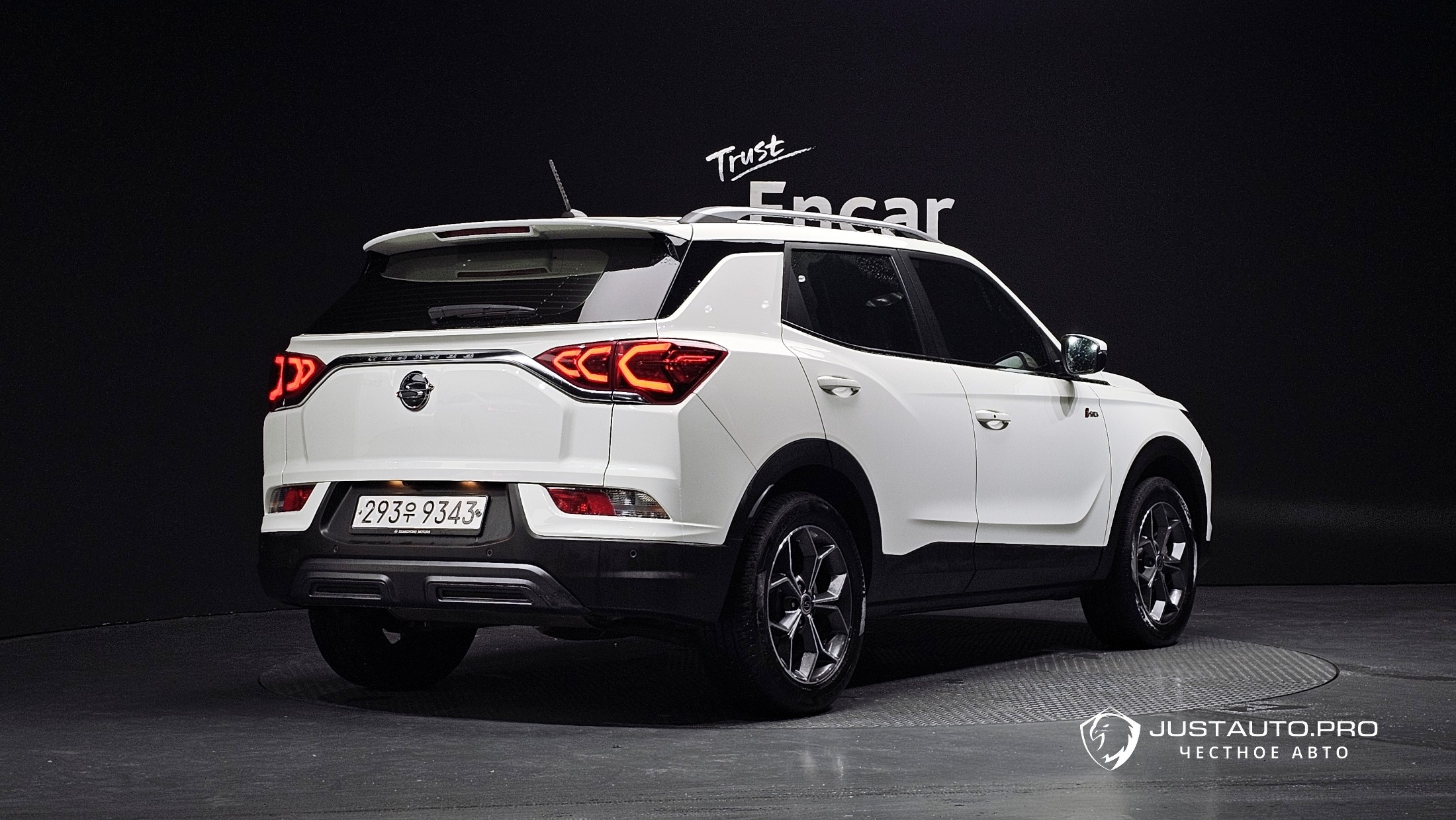Автомобиль KG_Mobility_Ssangyong KORANDO