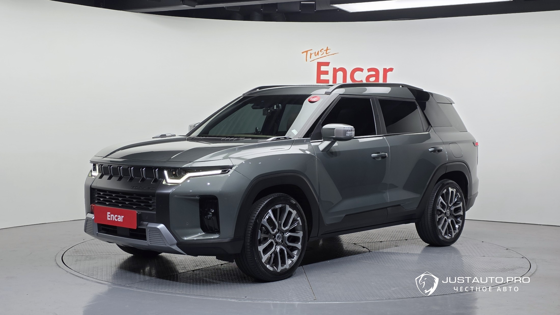 Автомобиль KG_Mobility_Ssangyong Torres