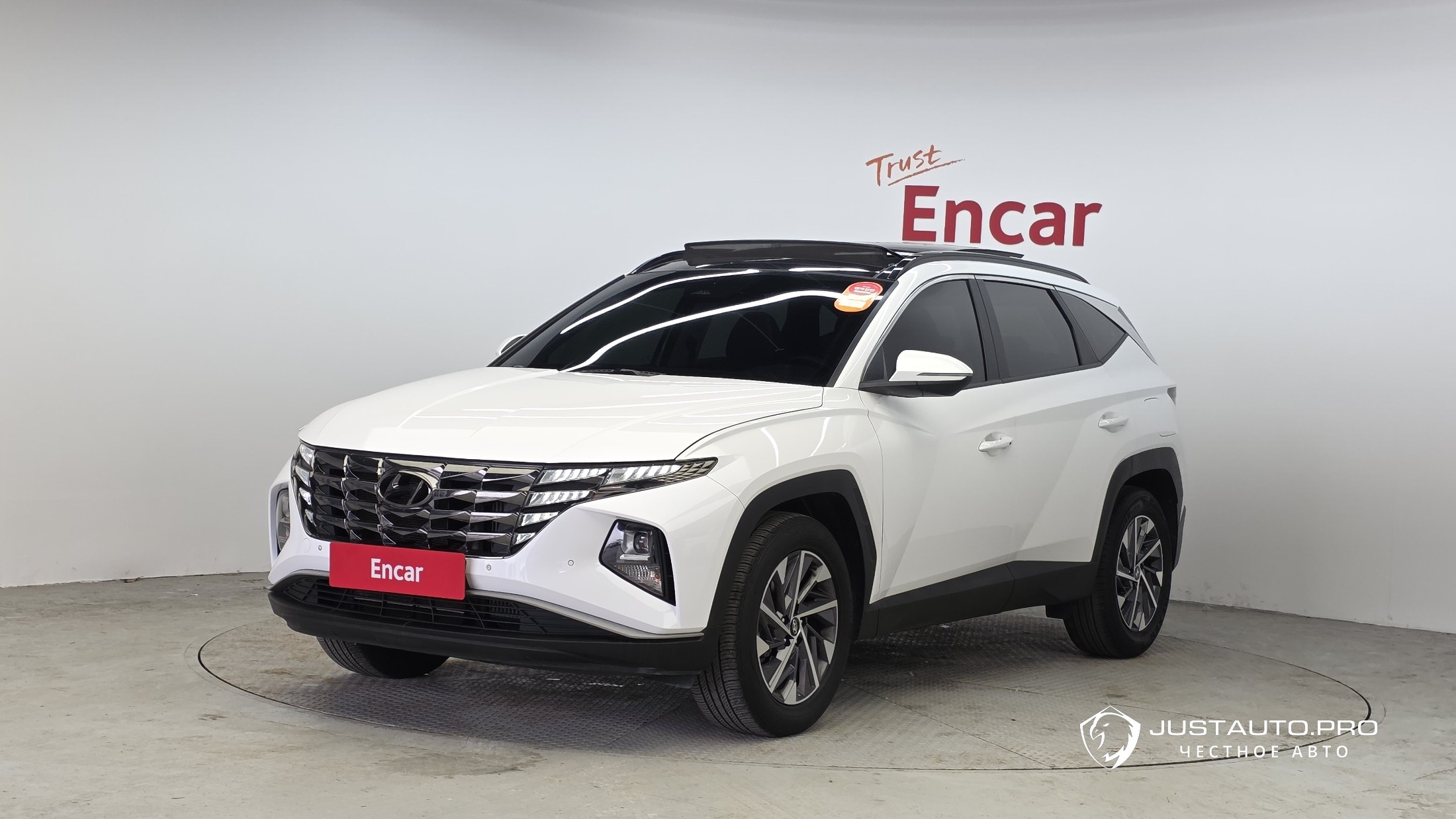 Автомобиль Hyundai Tucson