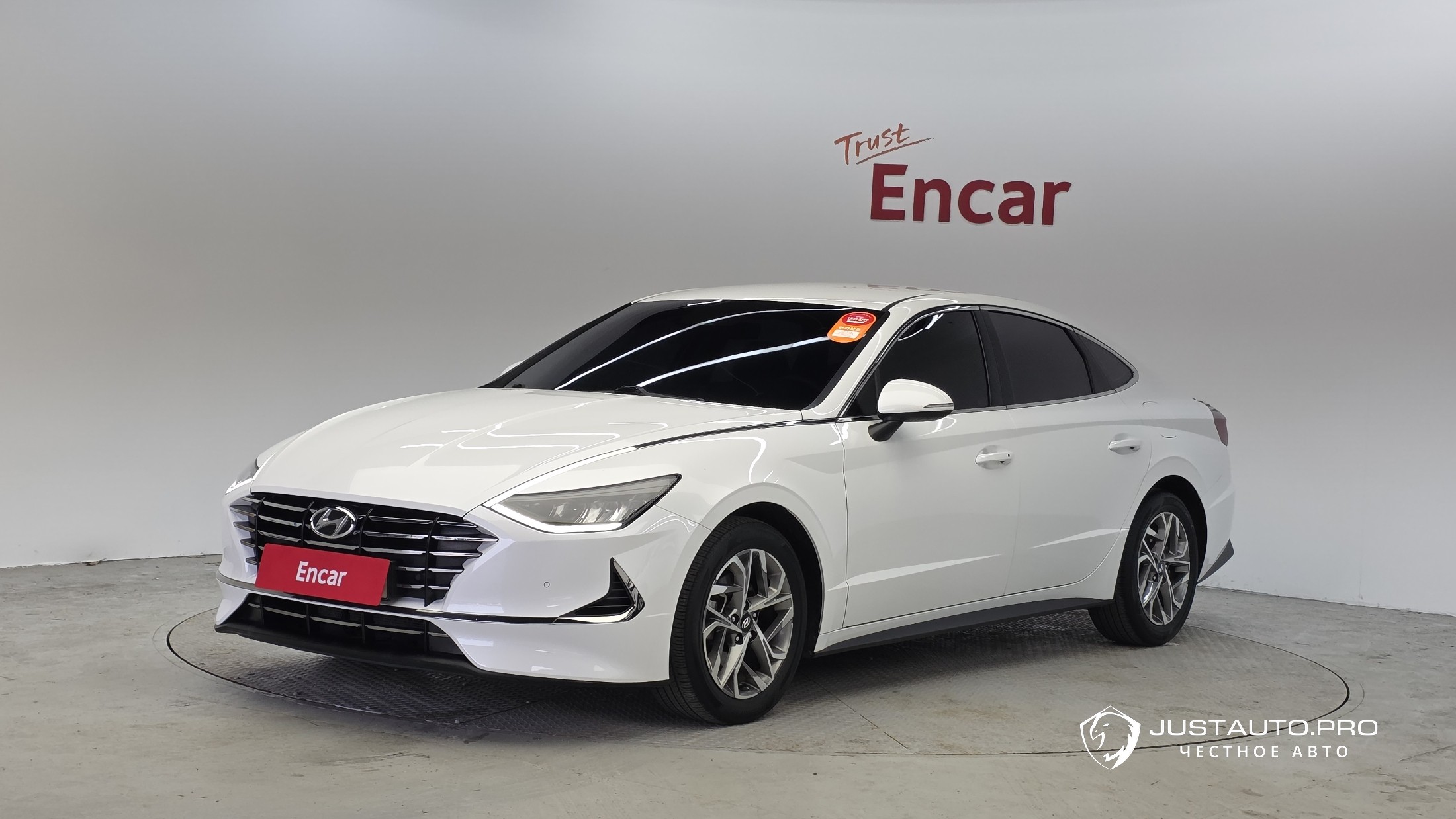 Автомобиль Hyundai Sonata