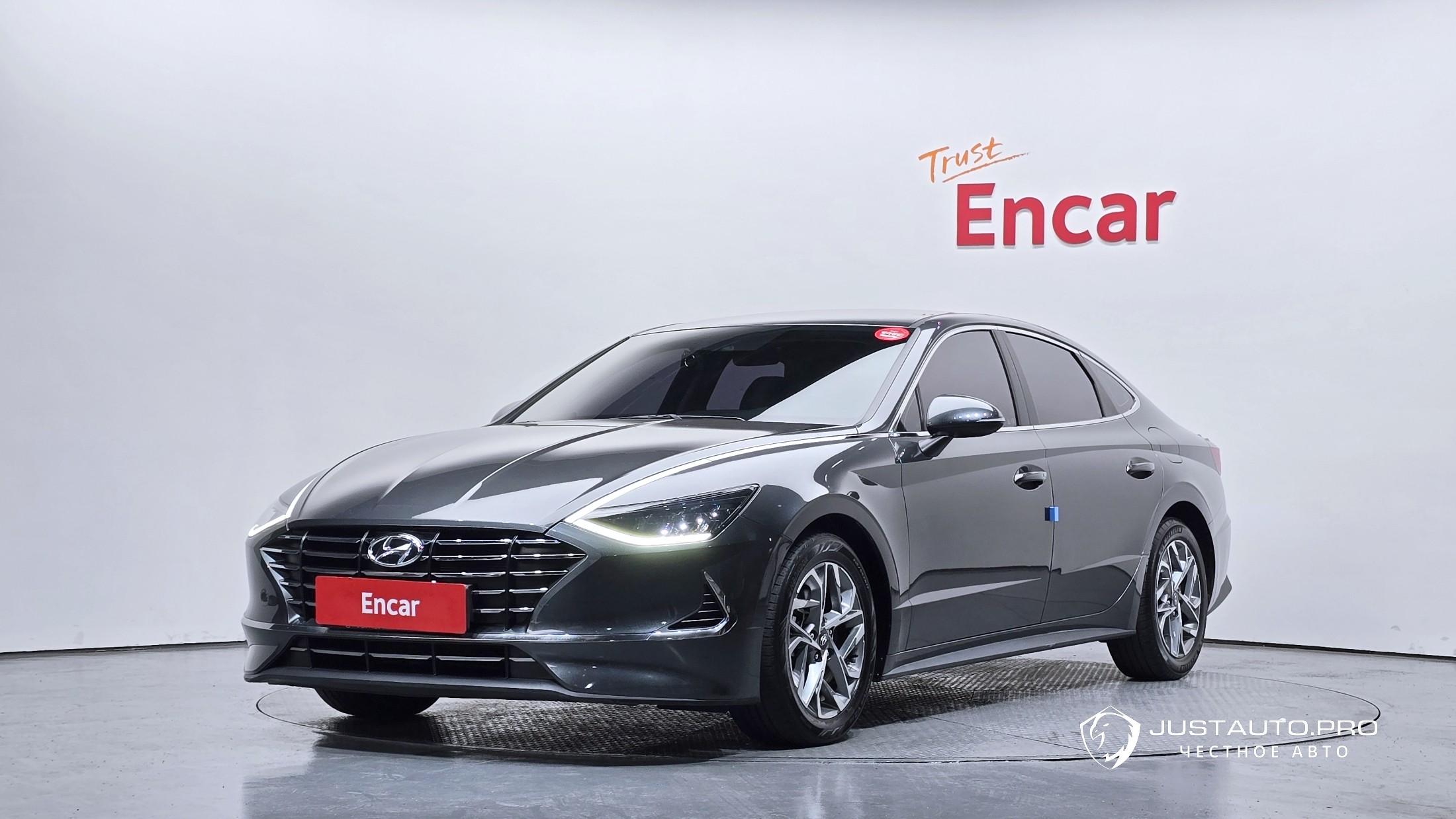 Автомобиль Hyundai Sonata