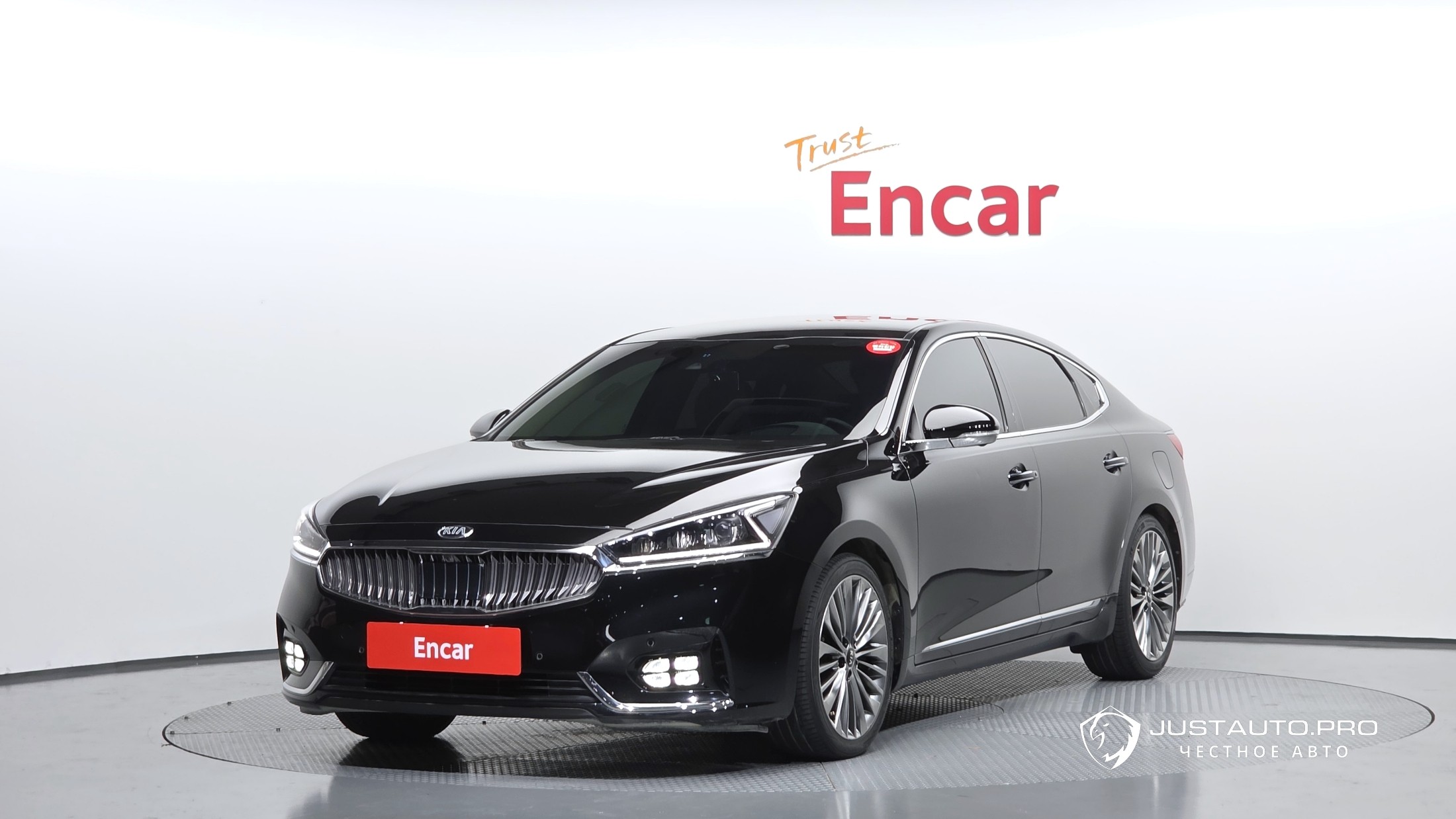 Автомобиль Kia K7