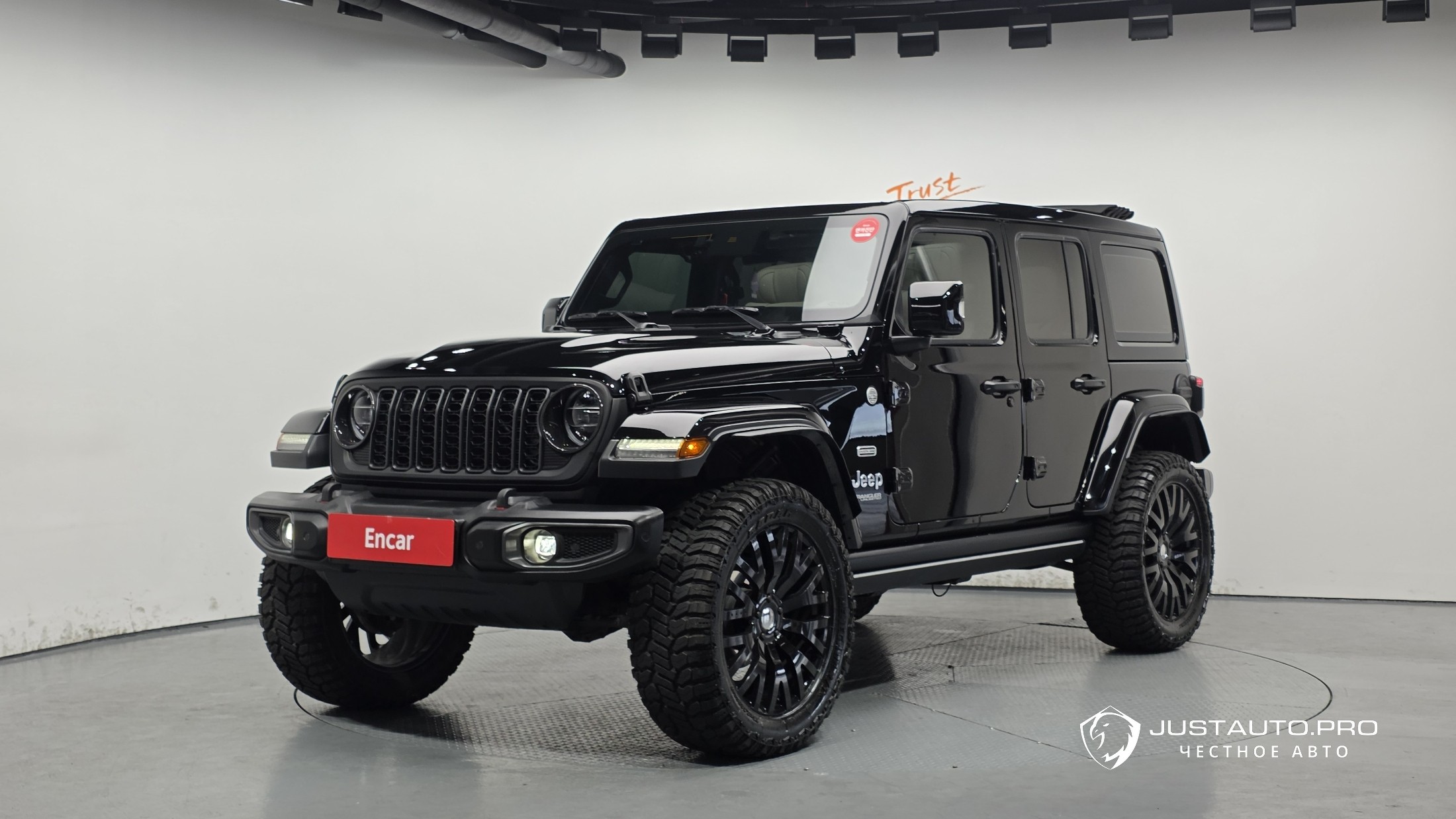 Автомобиль Jeep Wrangler