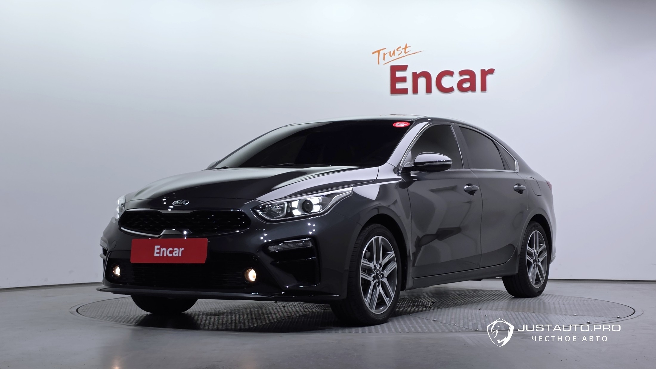 Автомобиль Kia K3