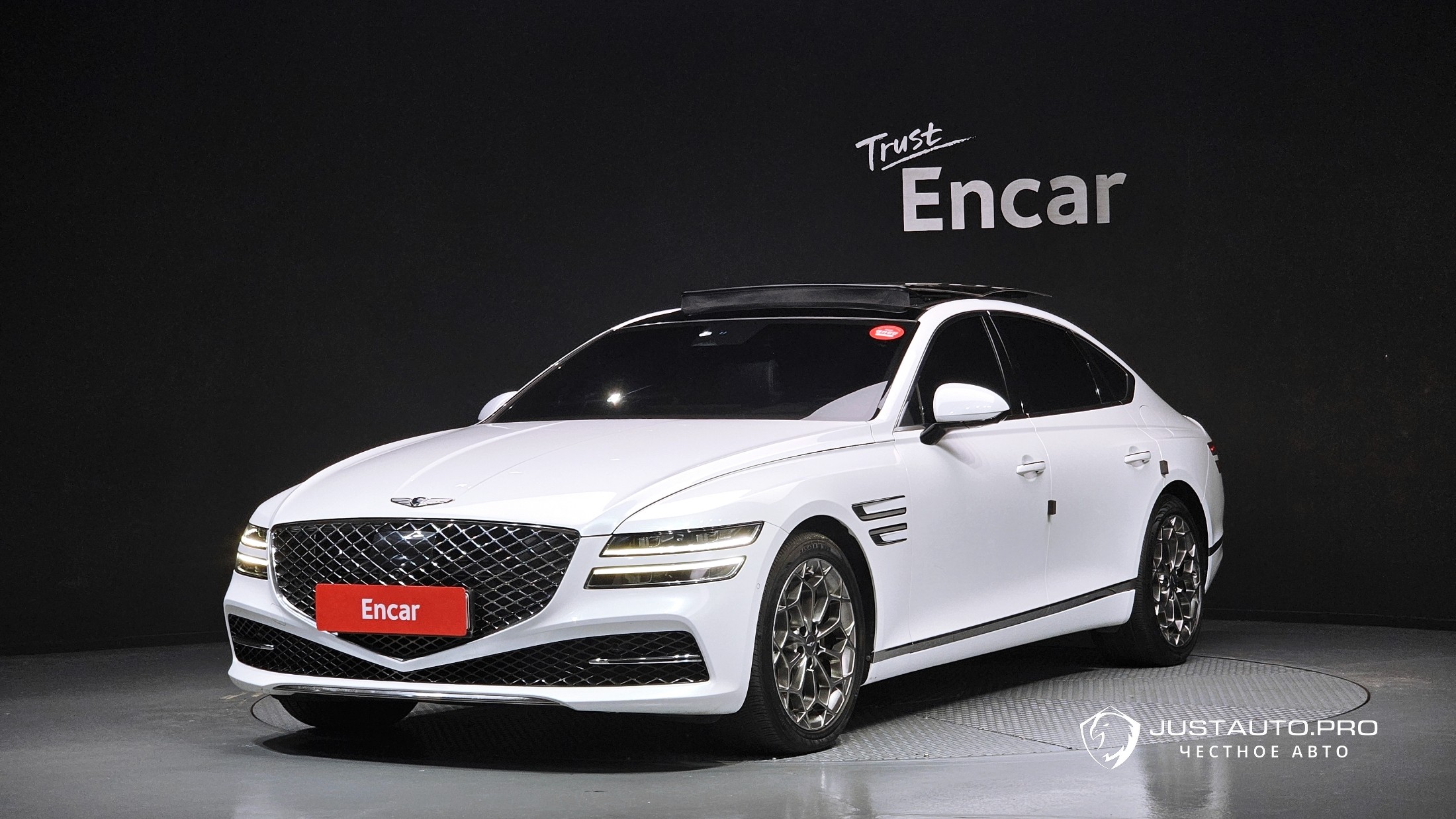 Автомобиль Genesis G80