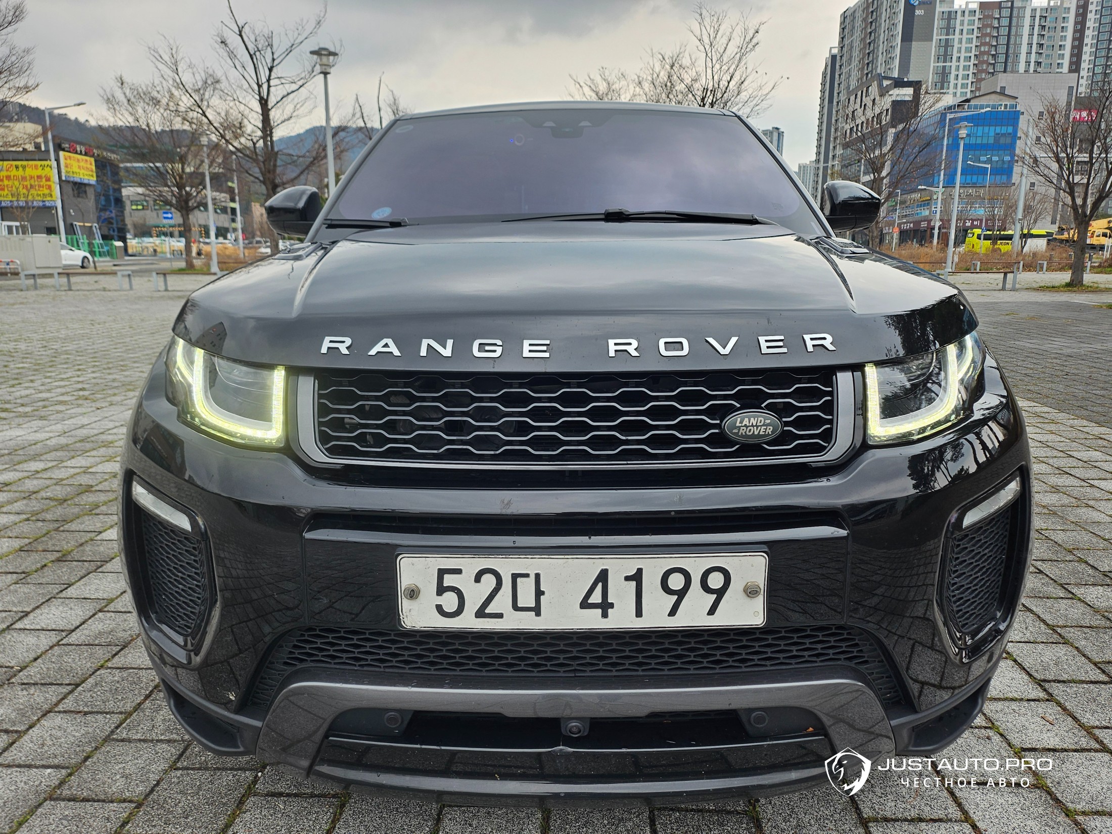 Автомобиль Land Rover Range Rover Evoque