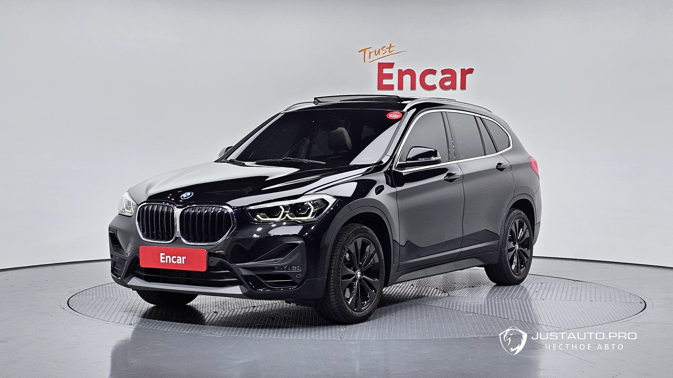 Автомобиль BMW X1