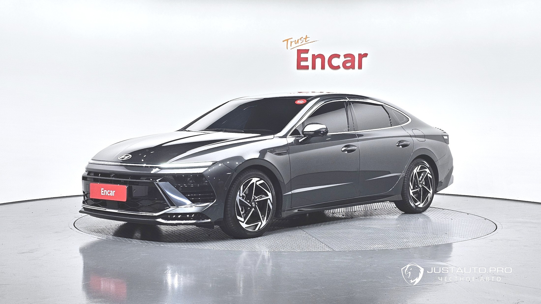 Автомобиль Hyundai Sonata