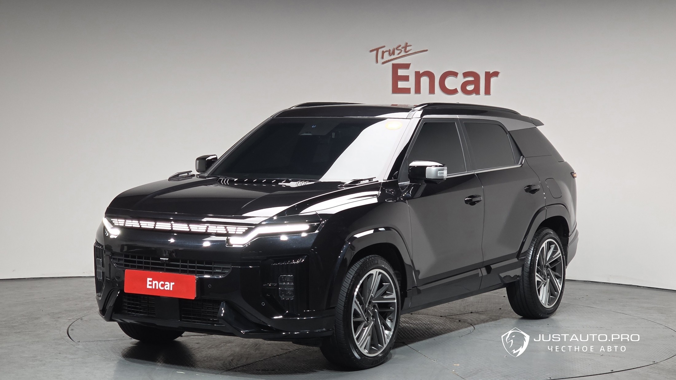 Автомобиль KG_Mobility_Ssangyong Actyon