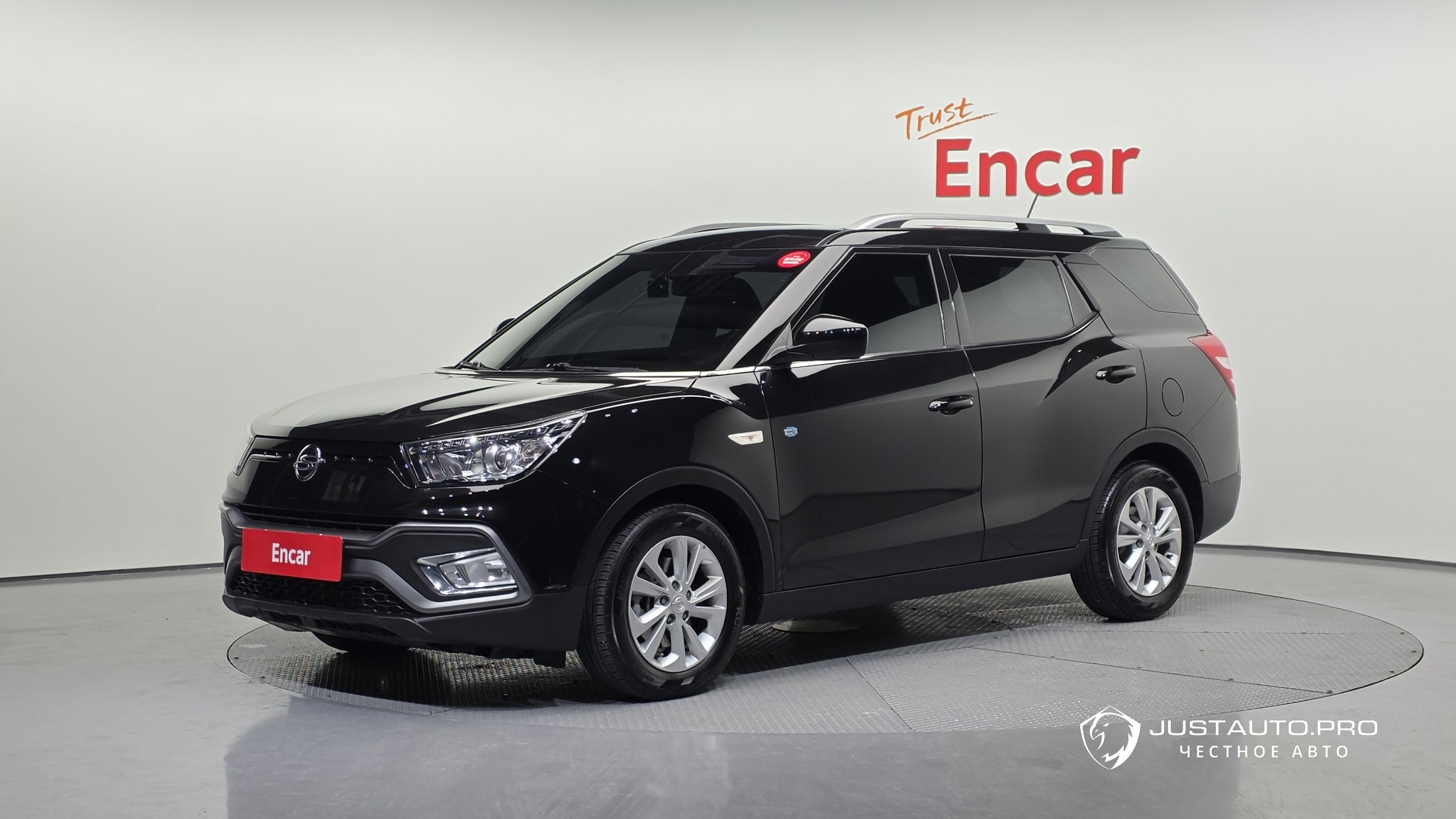 Автомобиль KG_Mobility_Ssangyong TIBOLI