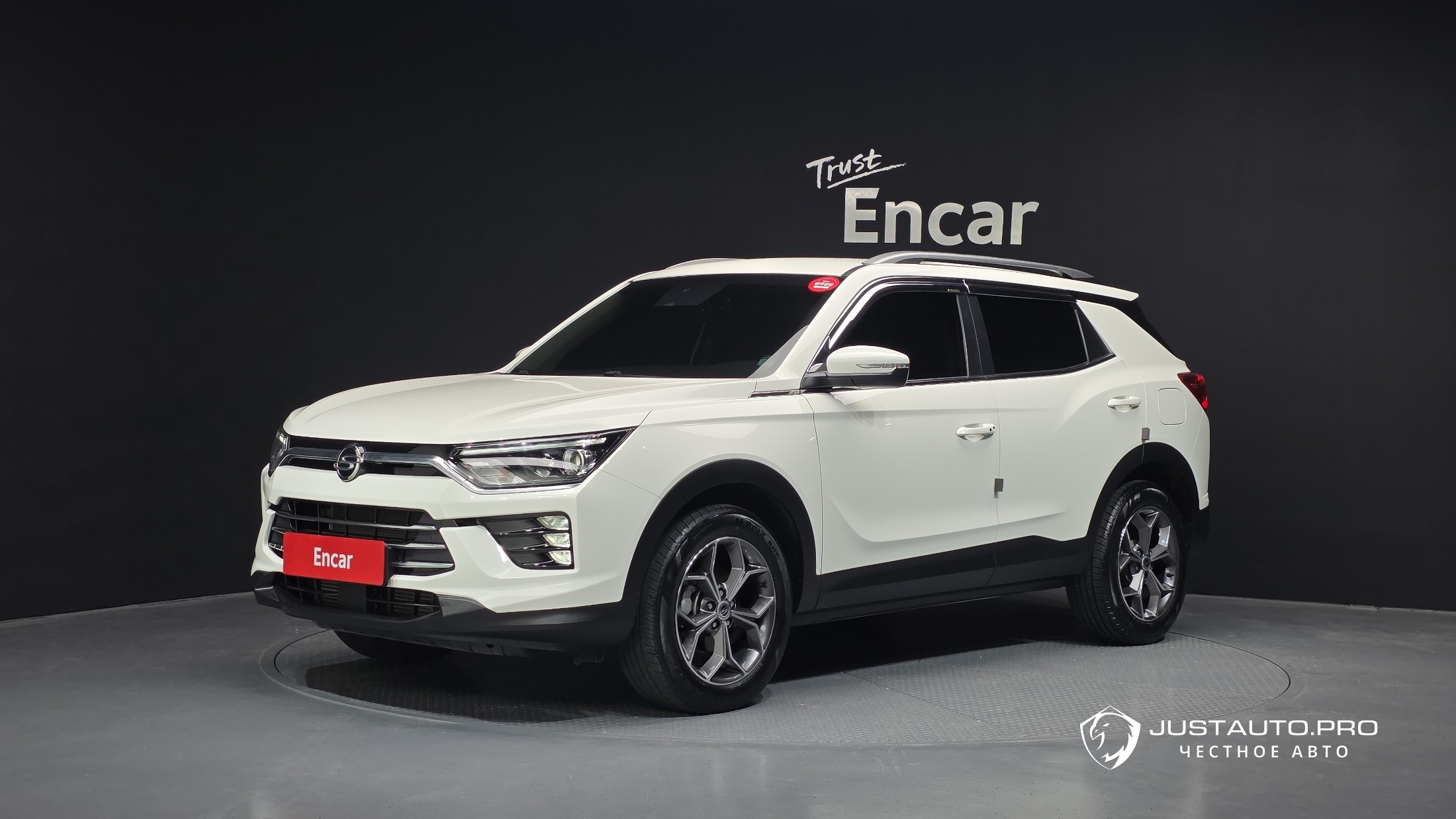 Автомобиль KG_Mobility_Ssangyong KORANDO