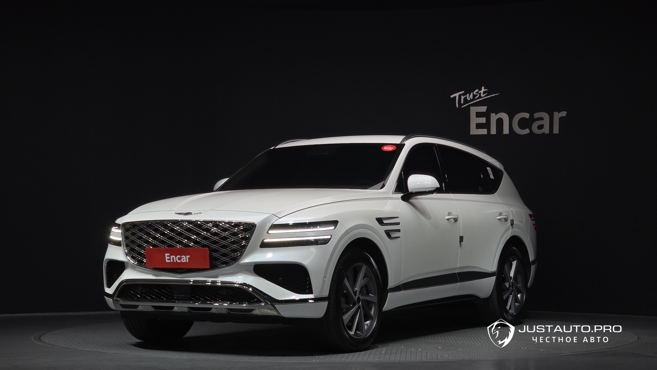 Автомобиль Genesis GV80