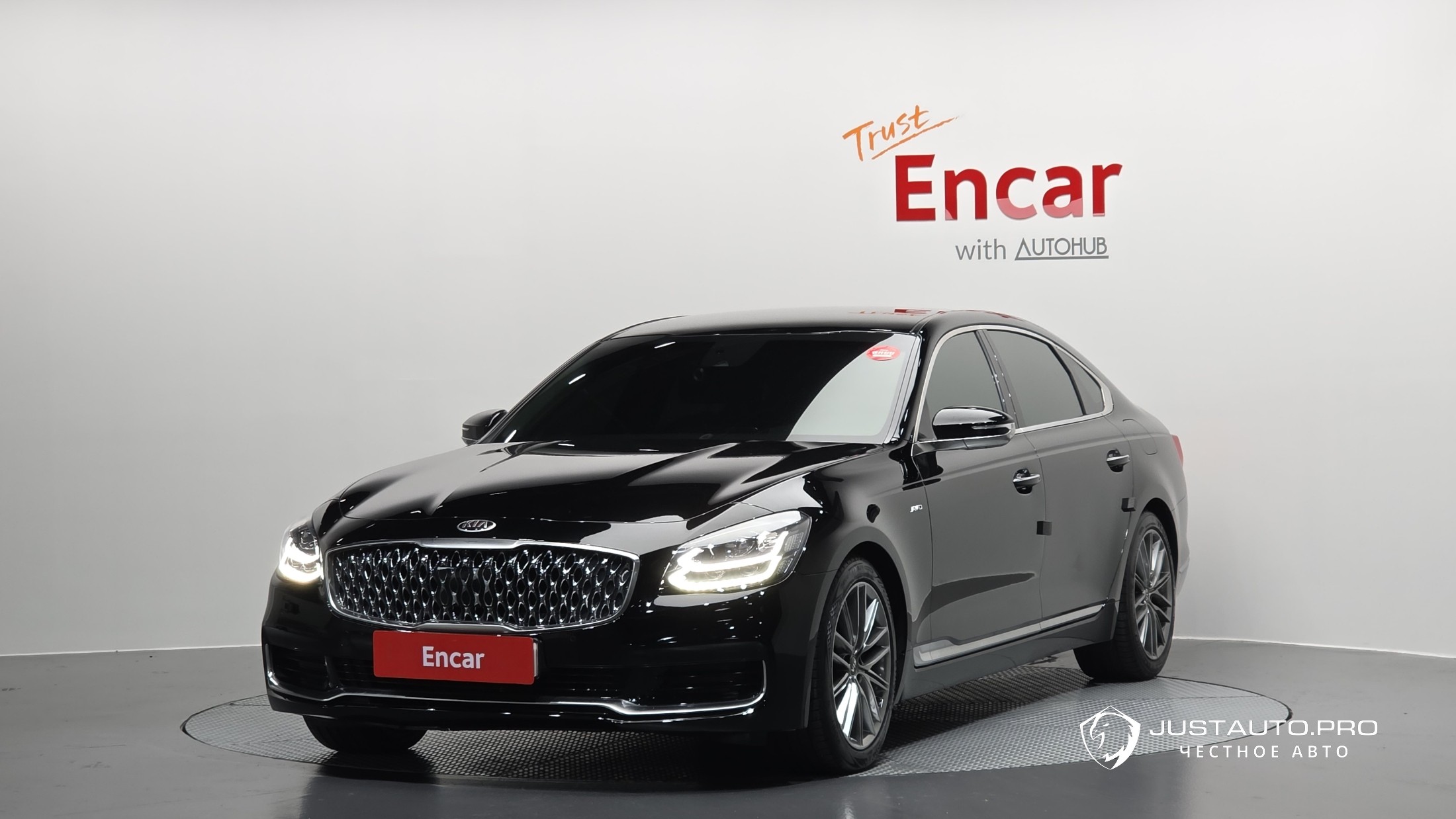 Автомобиль Kia K9