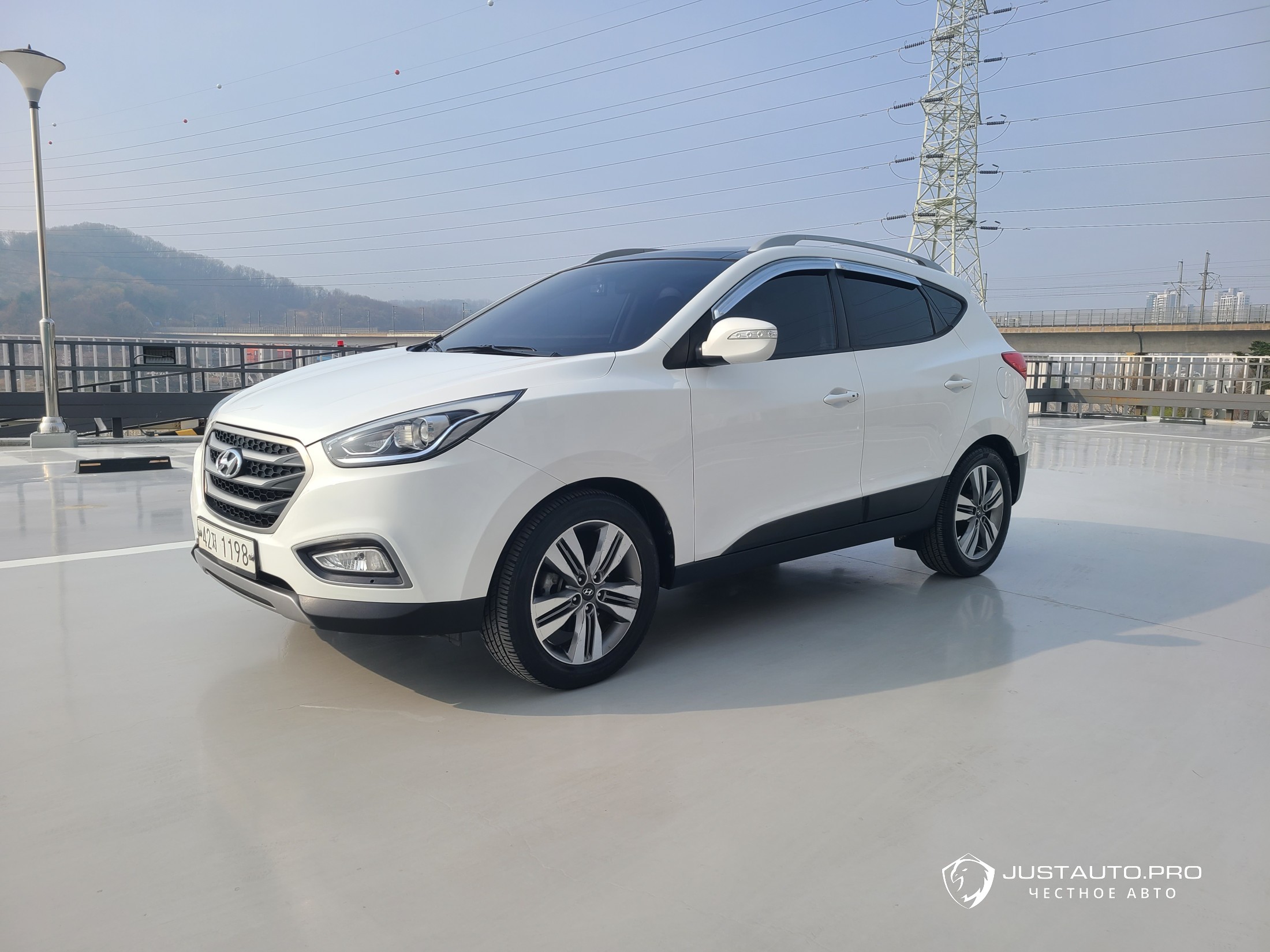 Автомобиль Hyundai Tucson