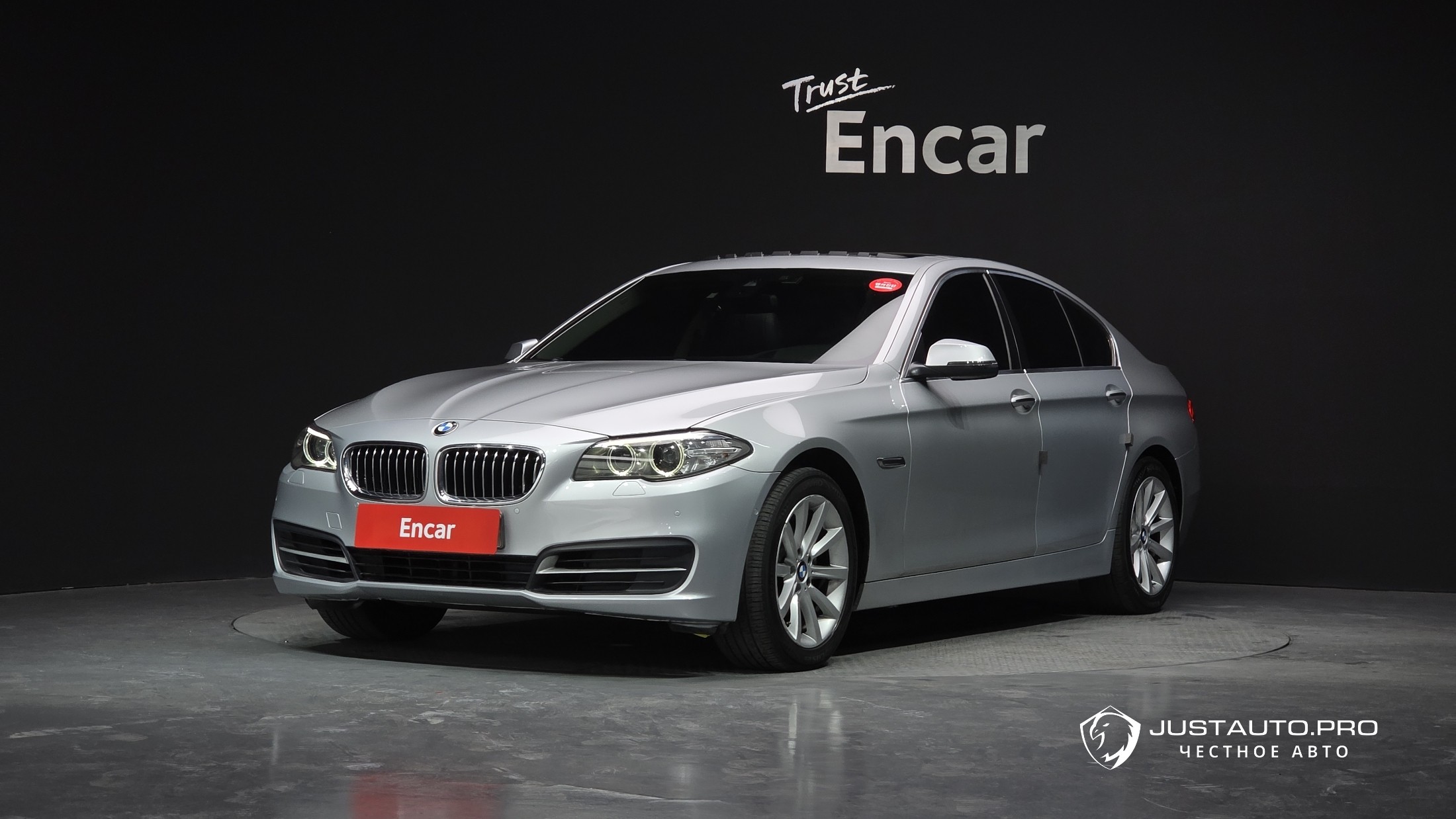Автомобиль BMW 5-Series