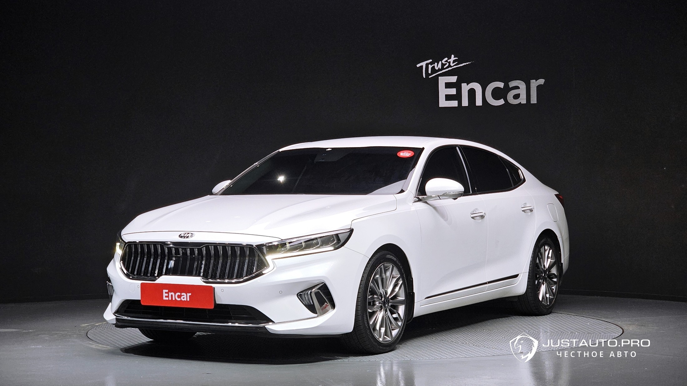 Автомобиль Kia K7