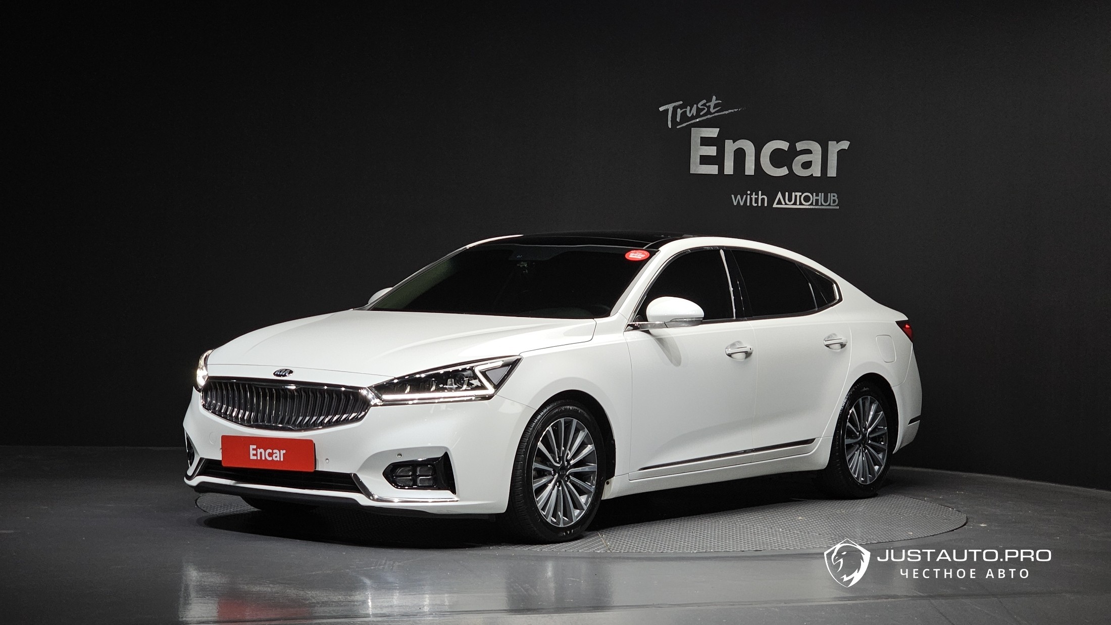 Автомобиль Kia K7