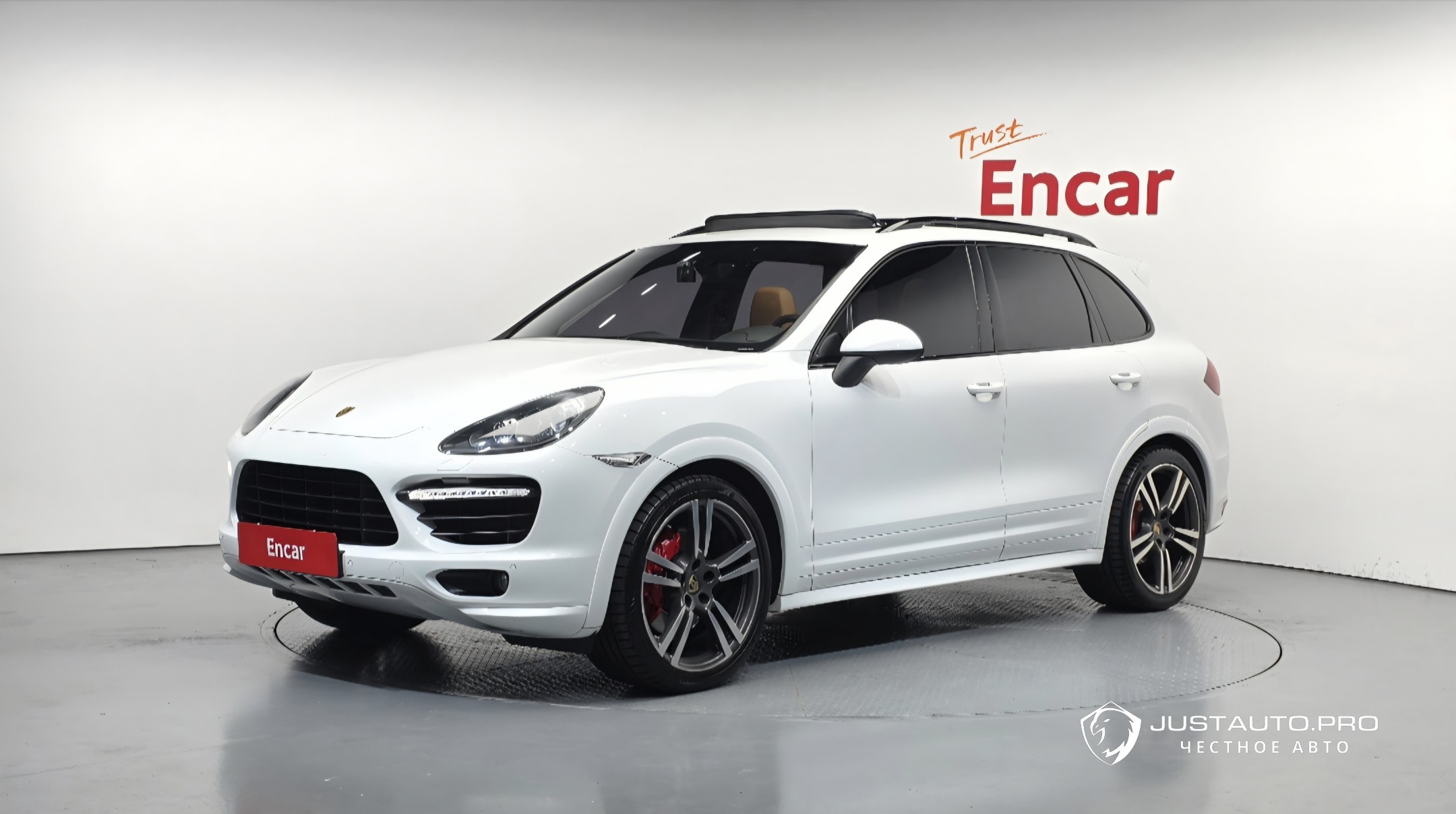 Автомобиль Porsche Cayenne