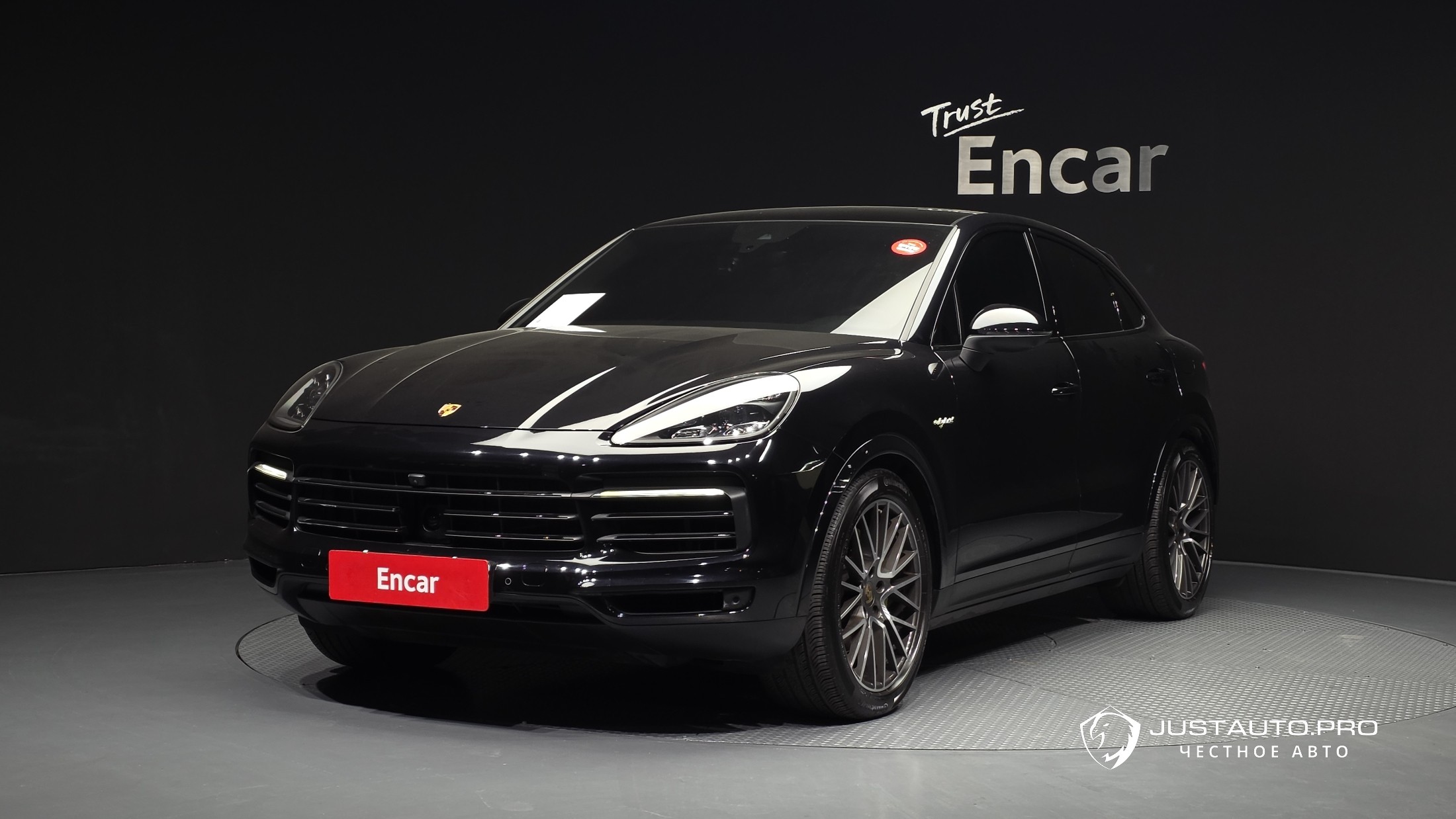 Автомобиль Porsche Cayenne