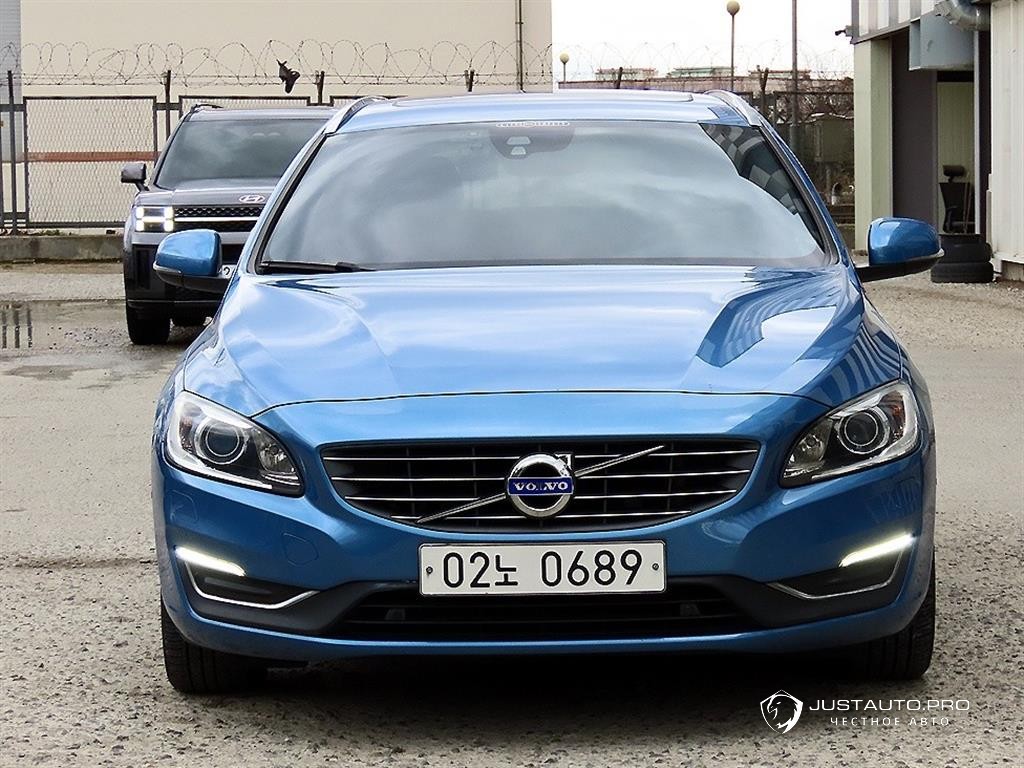 Автомобиль Volvo V60