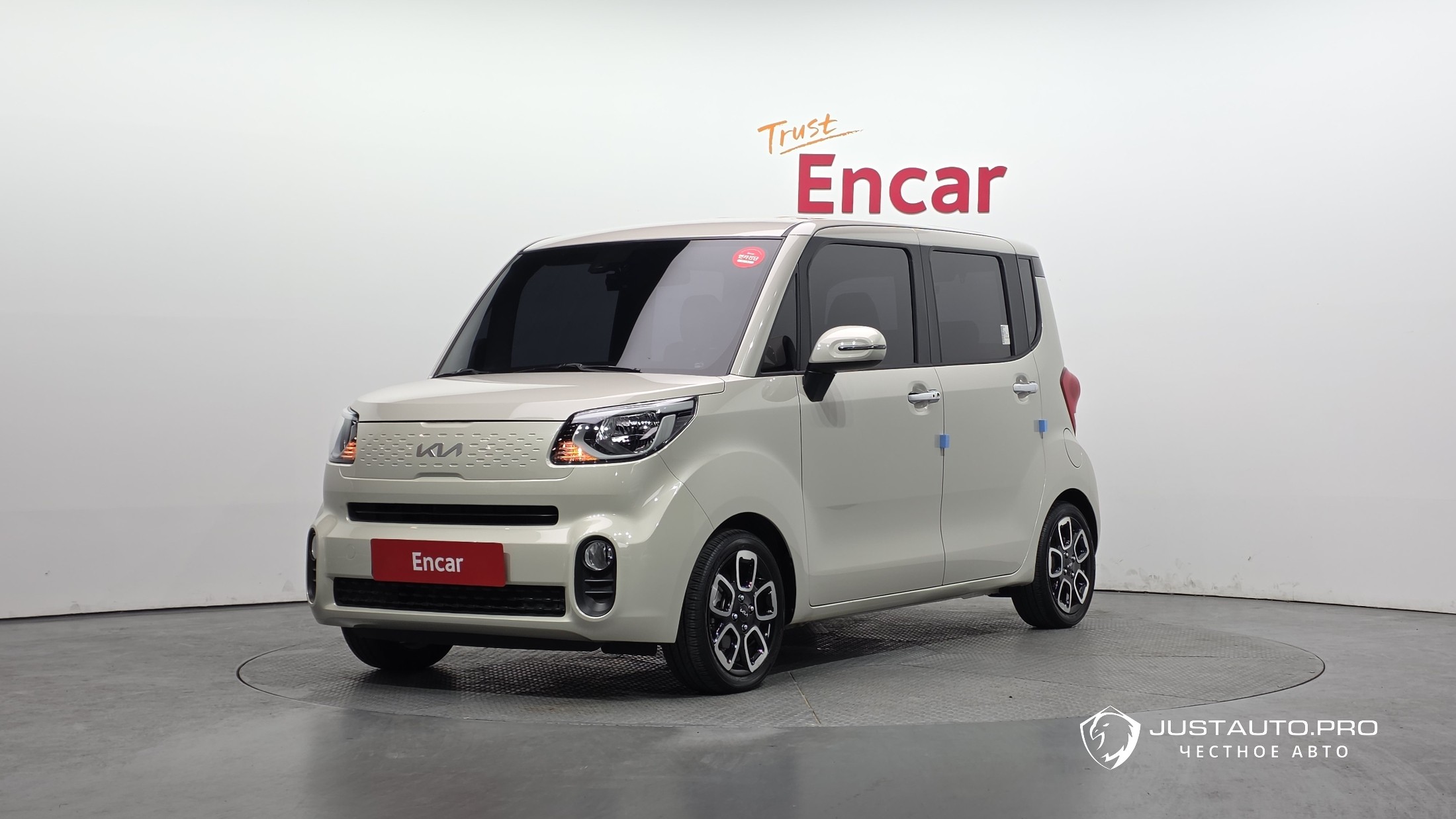 Автомобиль Kia RAY