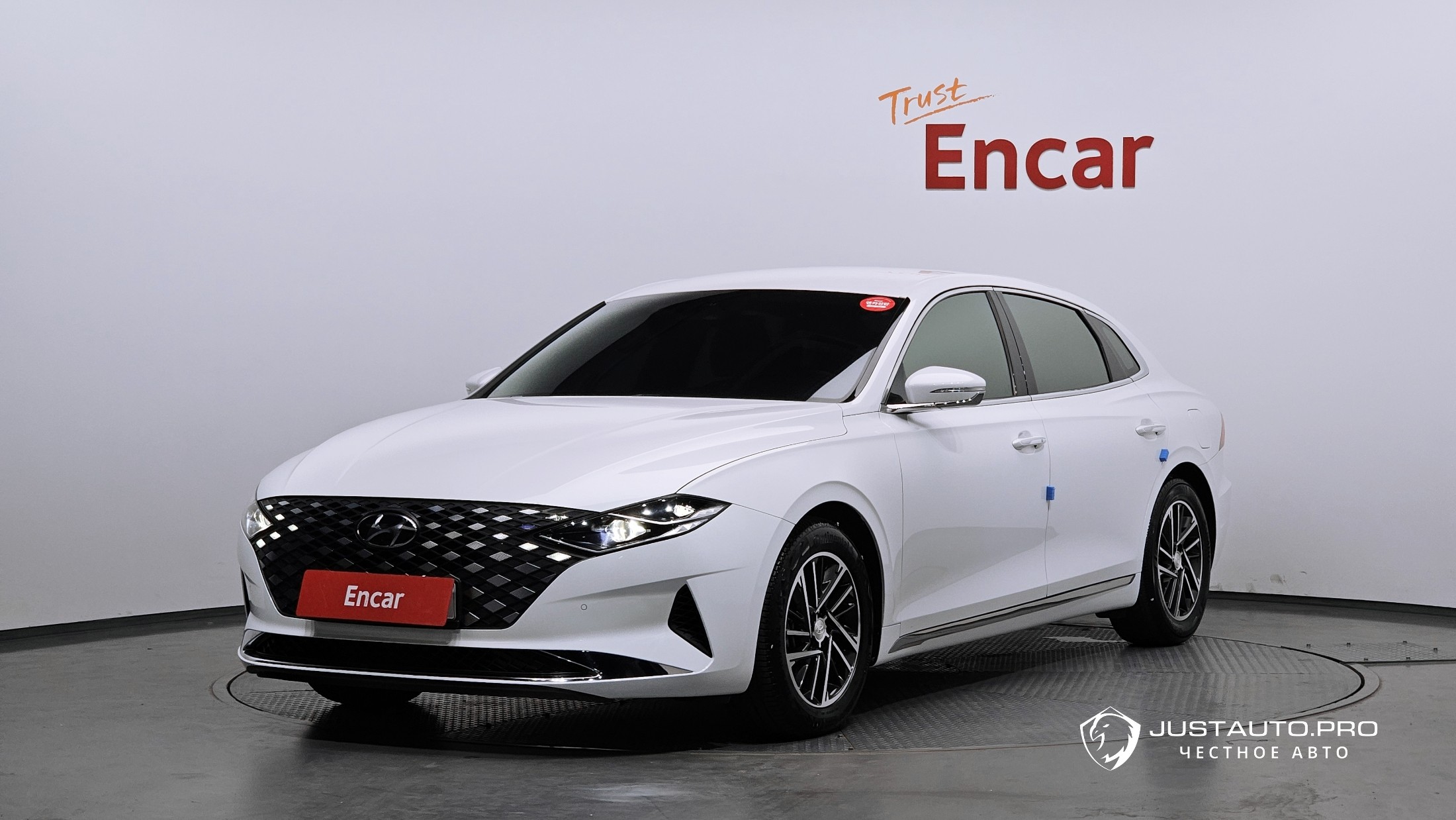 Автомобиль Hyundai Grandeur