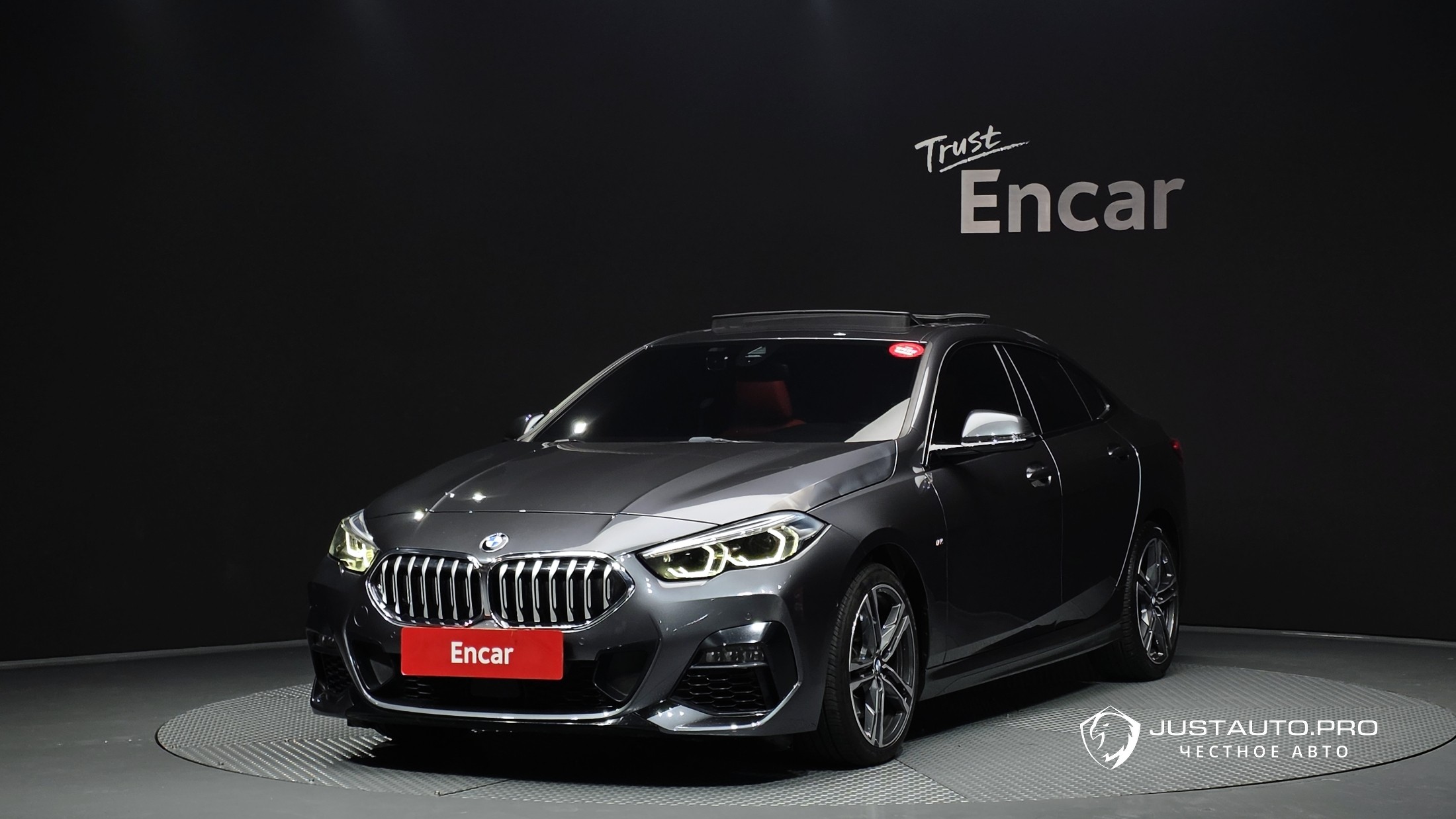 Автомобиль BMW 2-Series