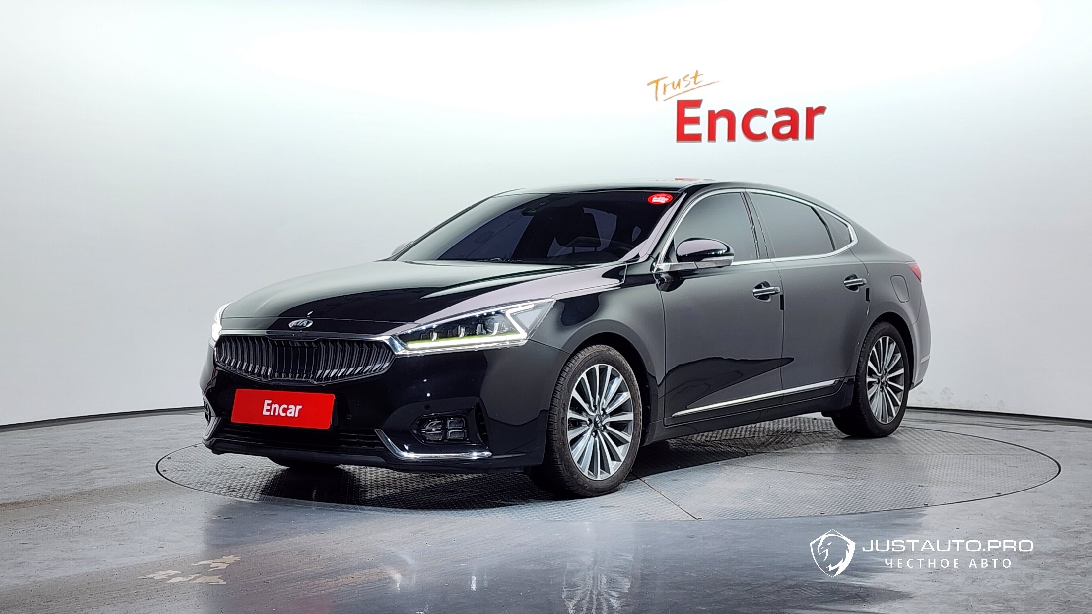 Автомобиль Kia K7