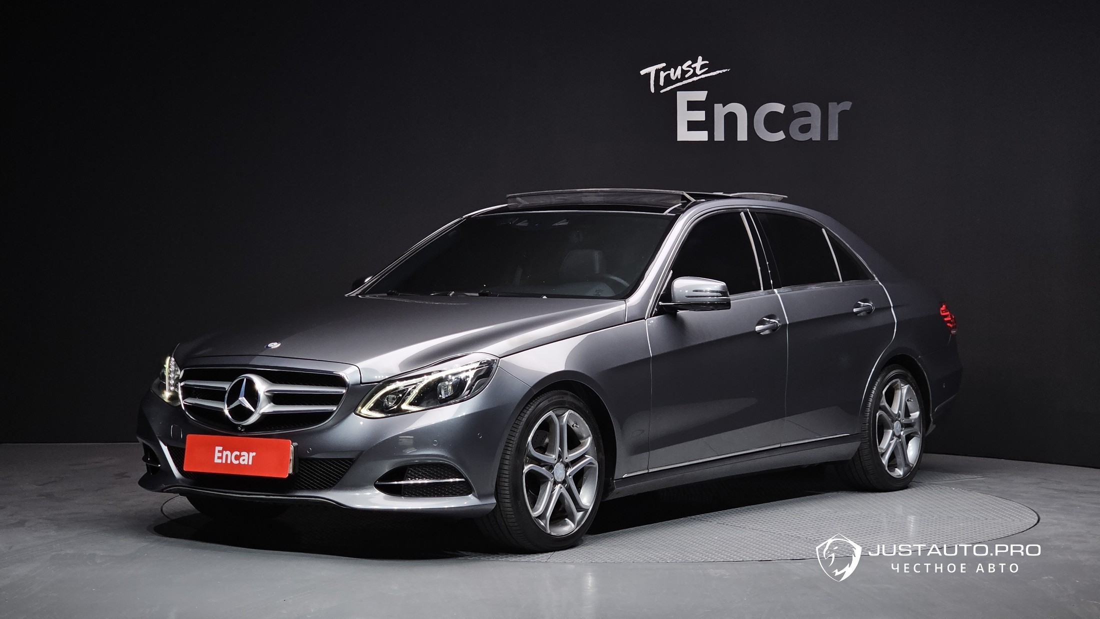 Автомобиль Mercedes-Benz E-Class