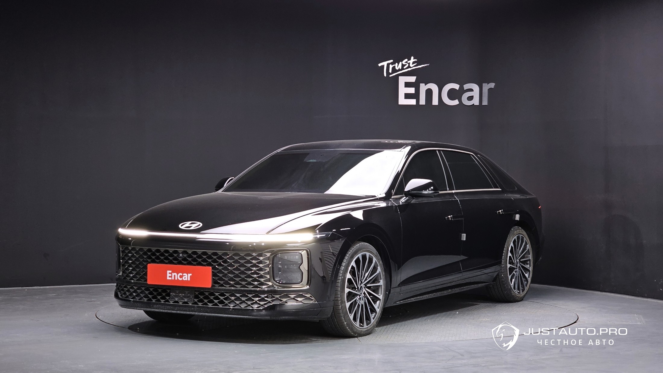 Автомобиль Hyundai Grandeur