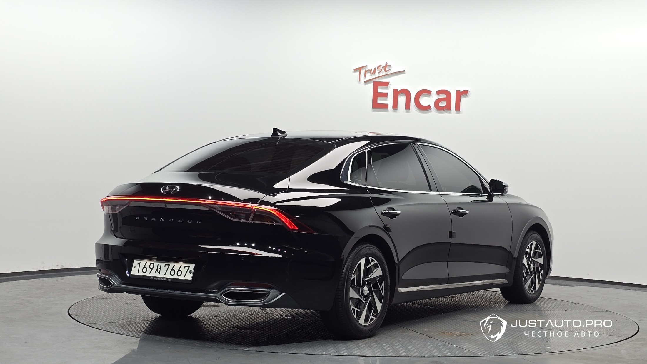 Автомобиль Hyundai Grandeur
