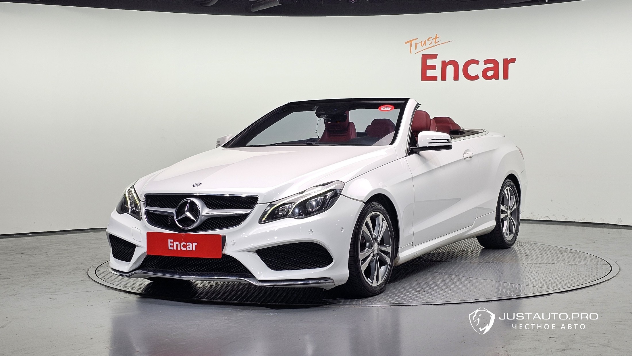 Автомобиль Mercedes-Benz E-Class