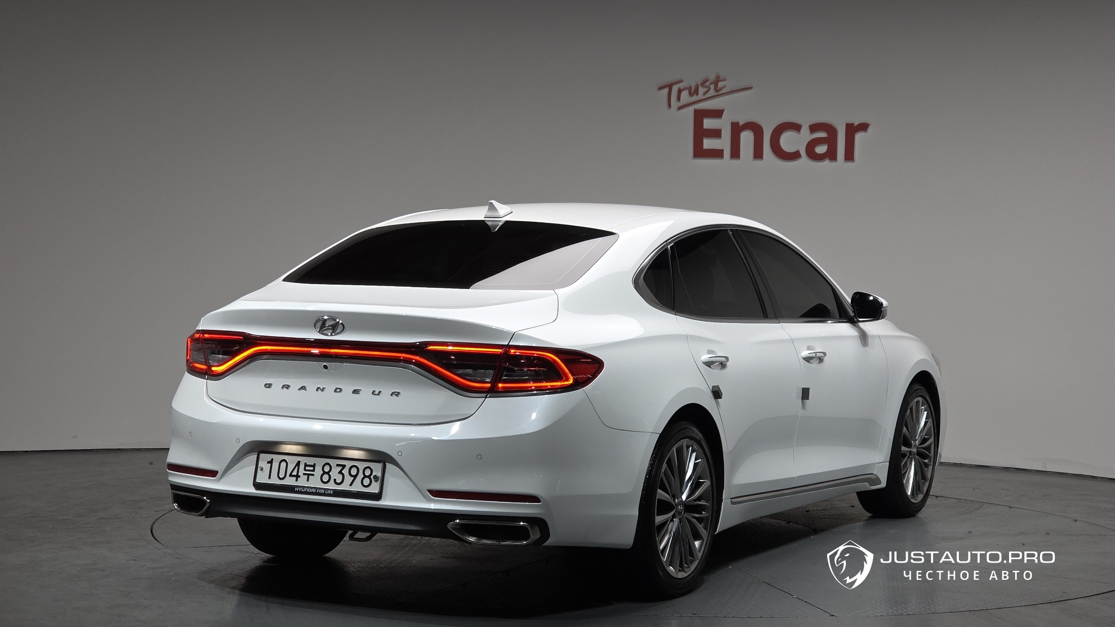 Автомобиль Hyundai Grandeur