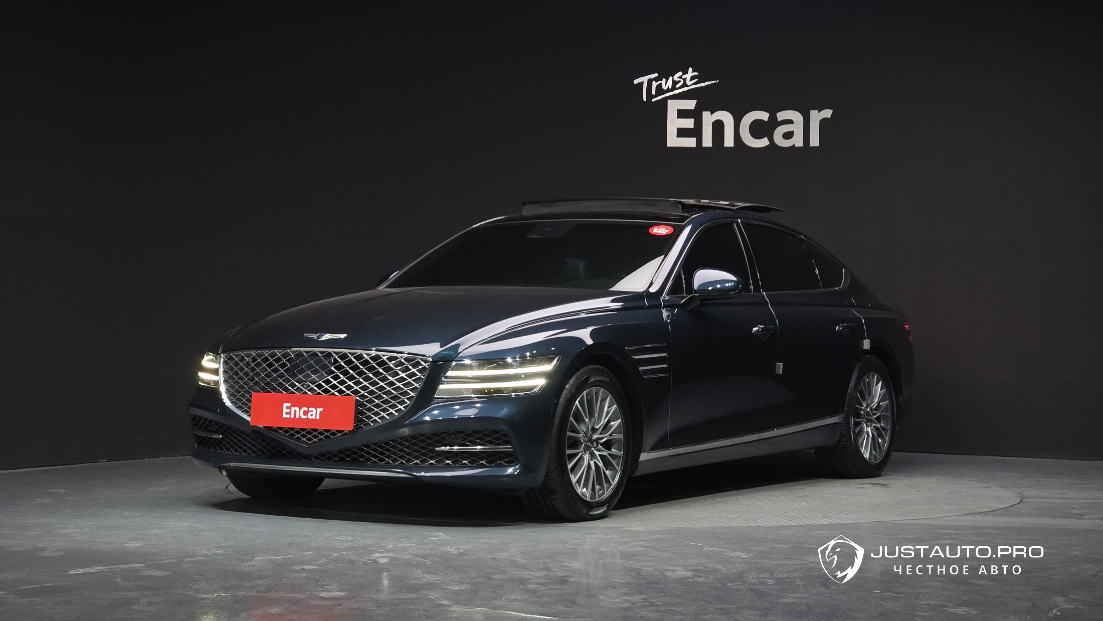 Автомобиль Genesis G80