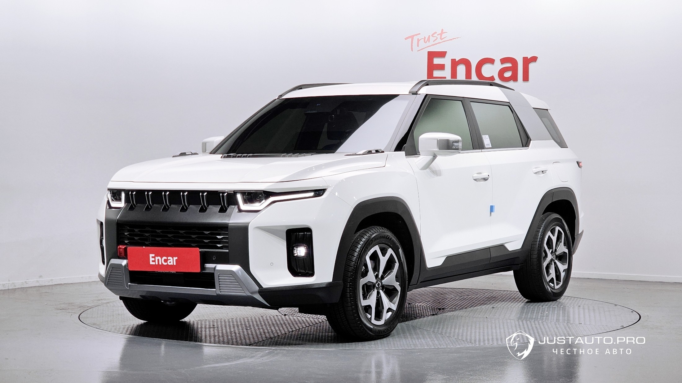 Автомобиль KG_Mobility_Ssangyong Torres